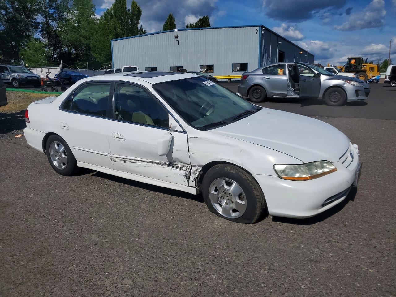 2001 Honda Accord Ex White vin: 1HGCG16531A059879