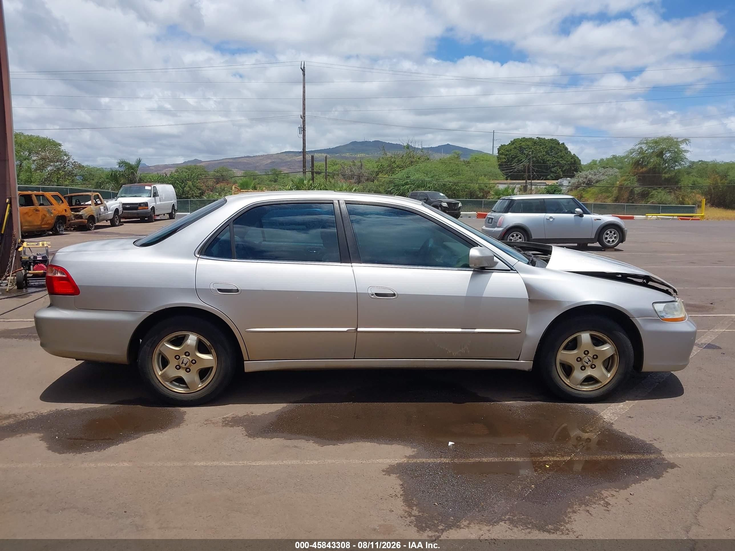 1998 Honda Accord Ex V6 Gold vin: 1HGCG1653WA053393