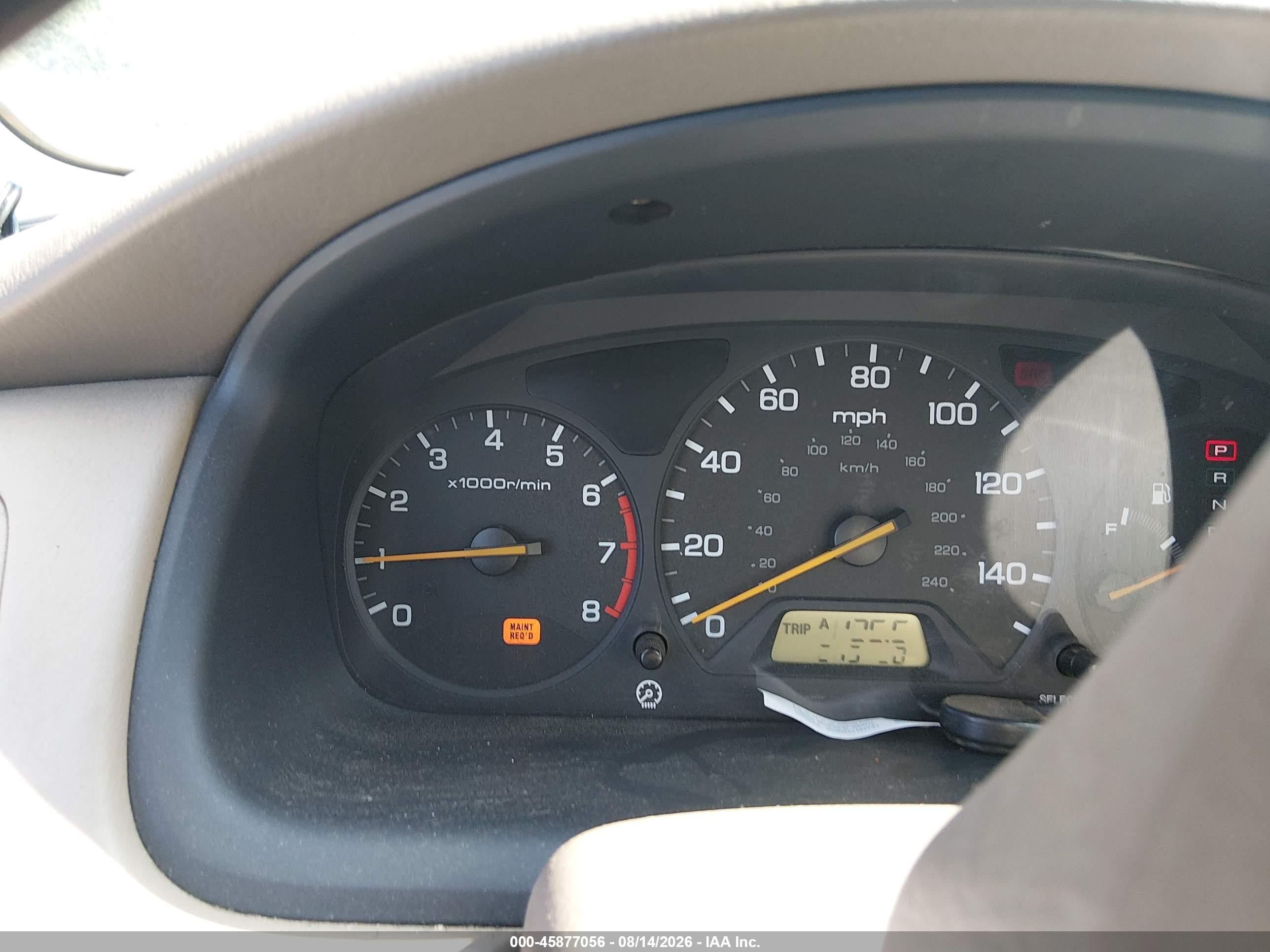 2000 Honda Accord 3.0 Ex White vin: 1HGCG1653YA004665