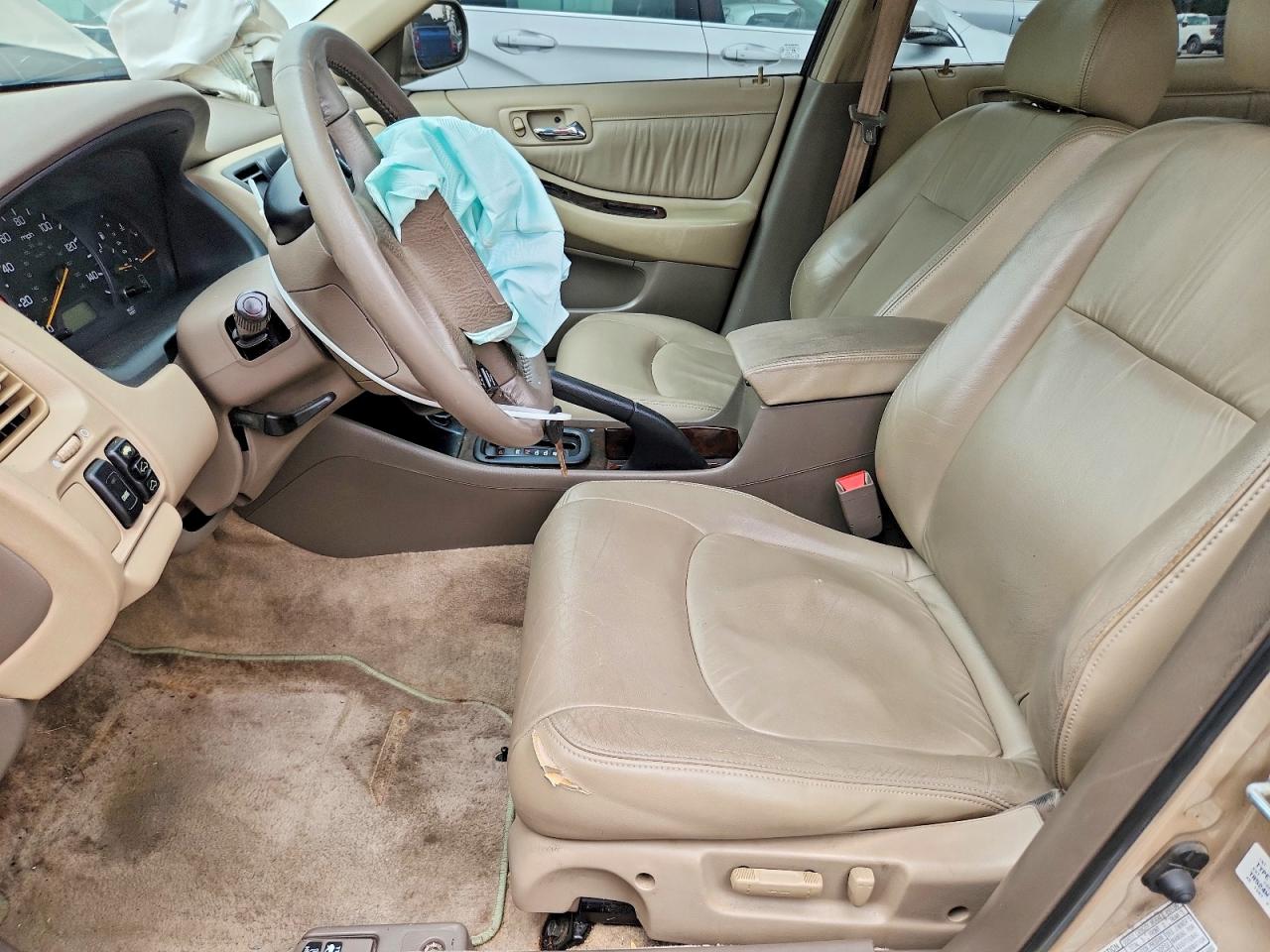 2000 Honda Accord Ex Gold vin: 1HGCG1653YA027007