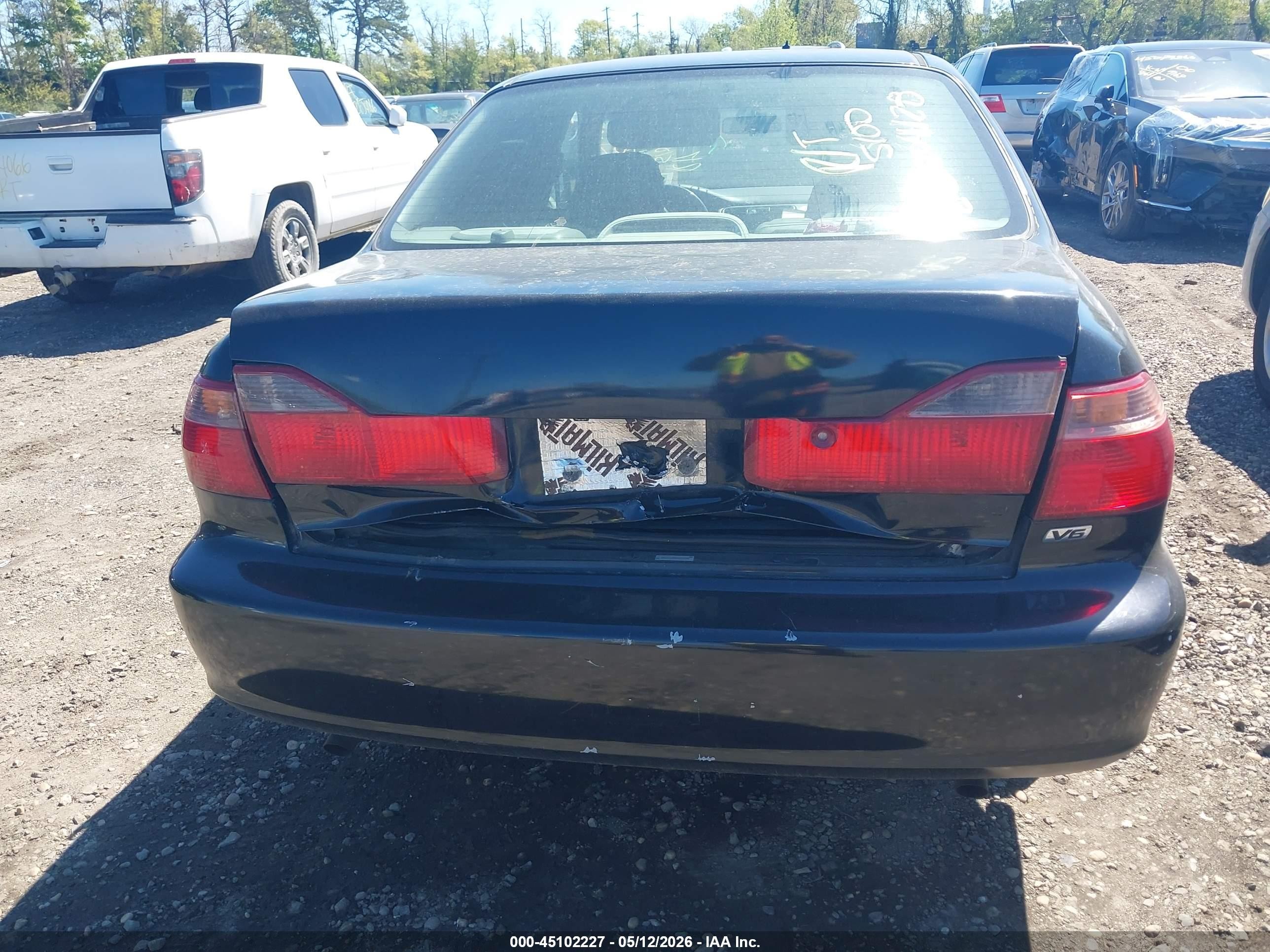 2000 Honda Accord 3.0 Ex Black vin: 1HGCG1653YA039500