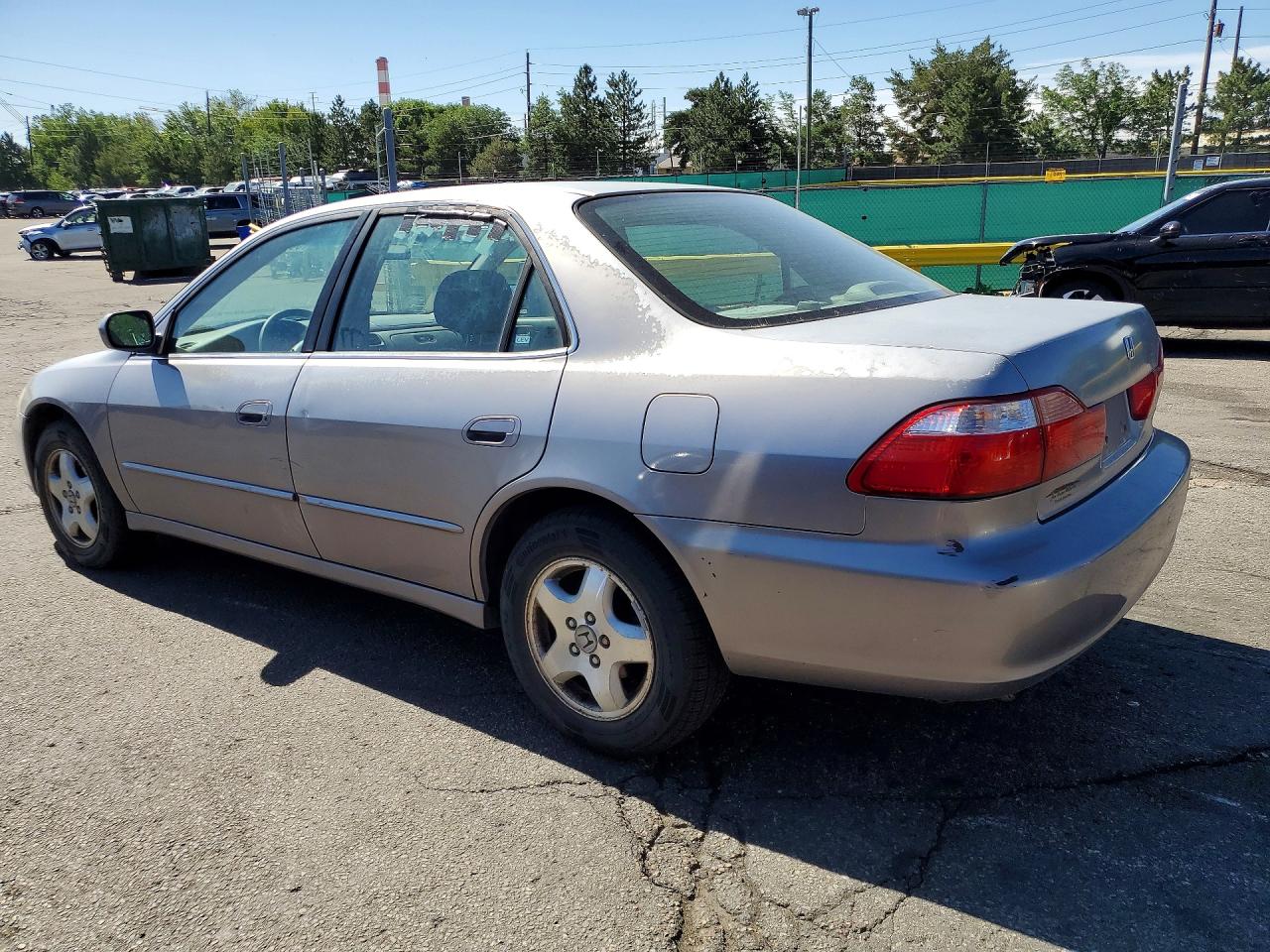 2000 Honda Accord Ex Silver vin: 1HGCG1653YA044759