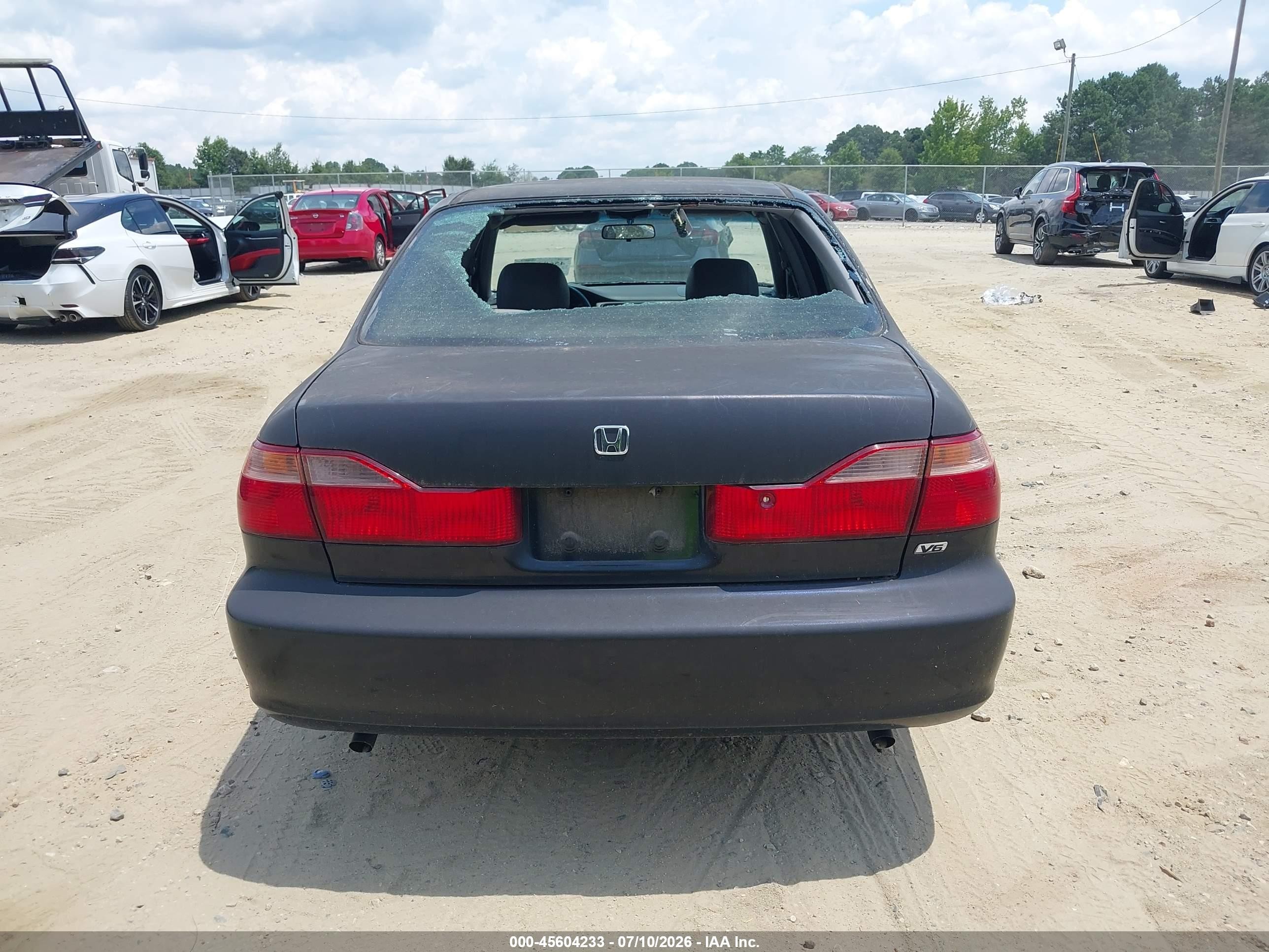 2000 Honda Accord 3.0 Ex Black vin: 1HGCG1653YA051453