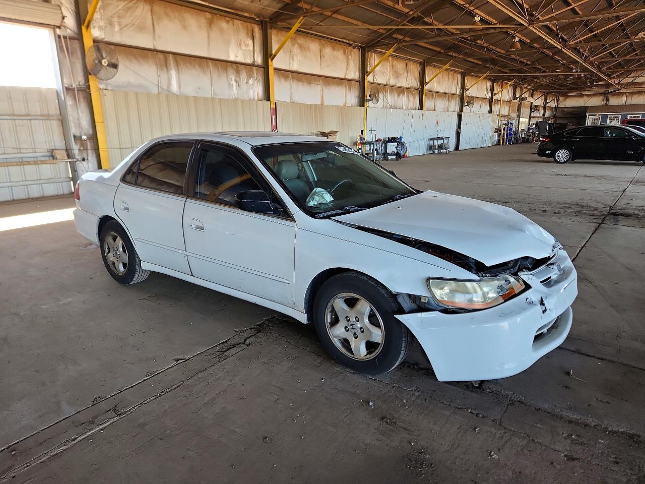 2000 Honda Accord Ex White vin: 1HGCG1653YA056667
