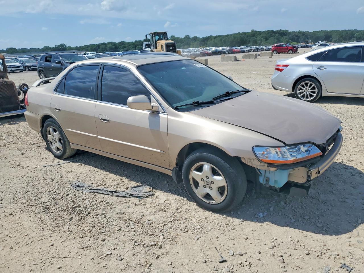 2000 Honda Accord Ex Gold vin: 1HGCG1653YA059505