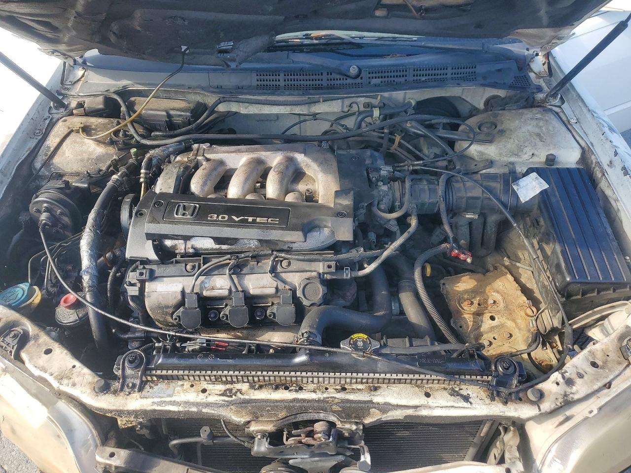 2000 Honda Accord Ex White vin: 1HGCG1653YA065899