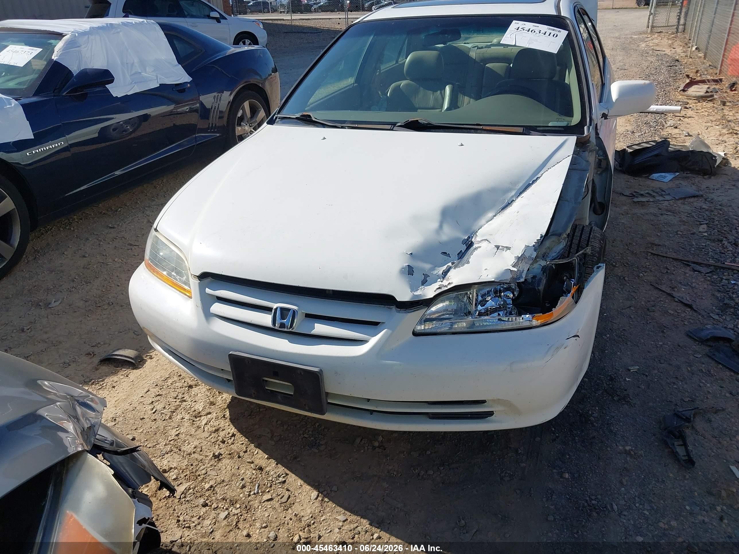 2001 Honda Accord 3.0 Ex White vin: 1HGCG16541A031721