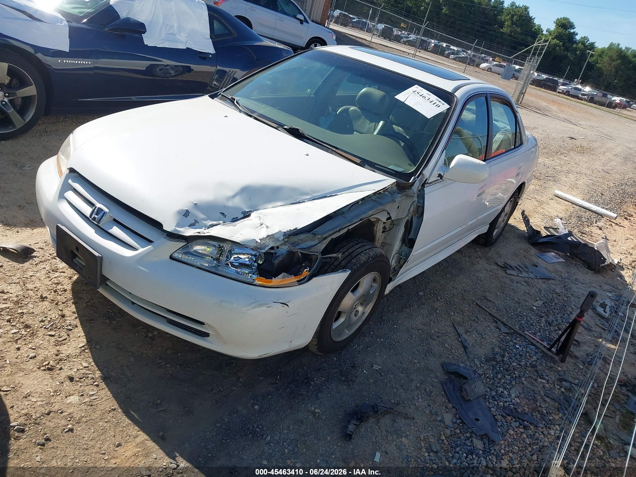 2001 Honda Accord 3.0 Ex White vin: 1HGCG16541A031721