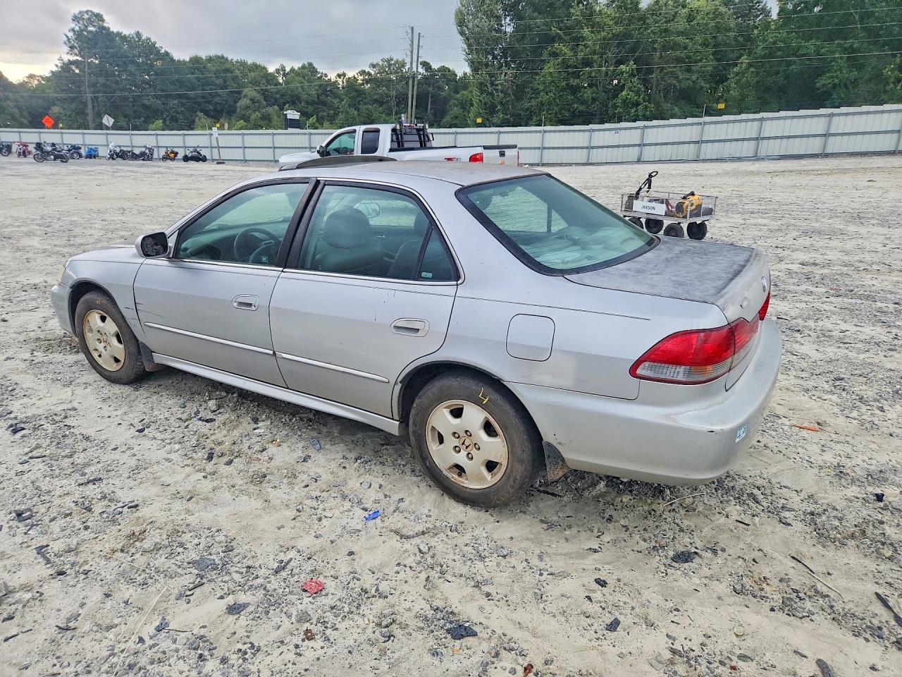 2002 Honda Accord Ex Silver vin: 1HGCG16542A049766