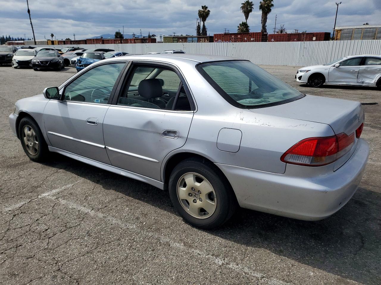 2002 Honda Accord Ex Silver vin: 1HGCG16552A007042