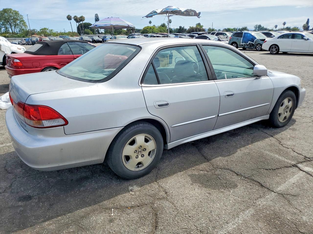 2002 Honda Accord Ex Silver vin: 1HGCG16552A007042