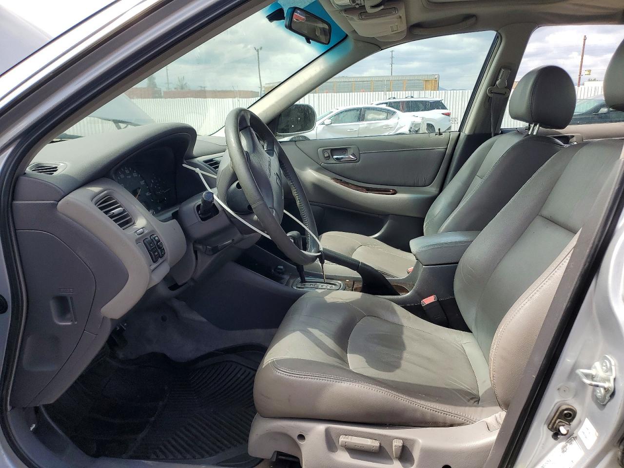 2002 Honda Accord Ex Silver vin: 1HGCG16552A007042