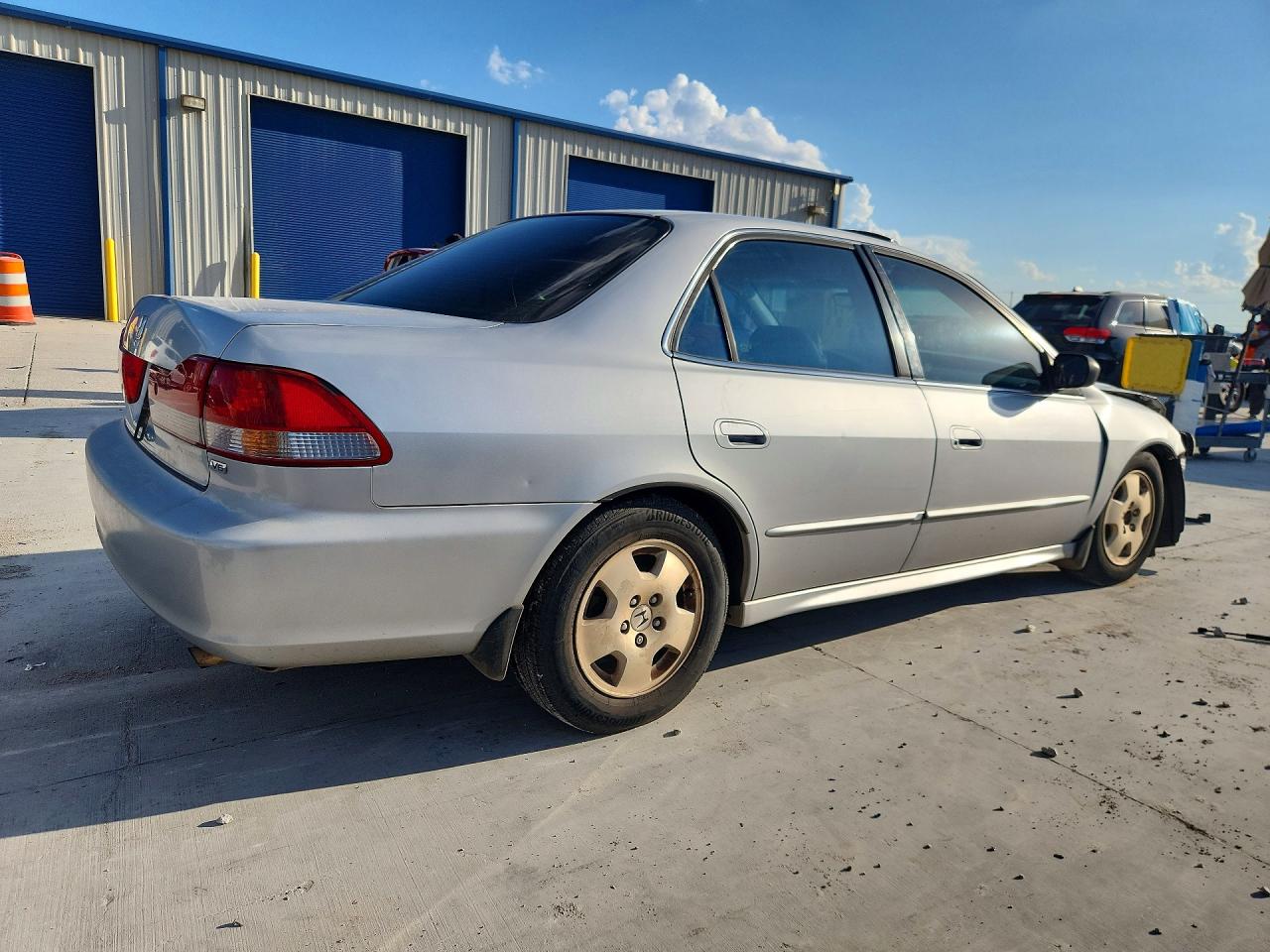 2002 Honda Accord Ex Silver vin: 1HGCG16552A055768
