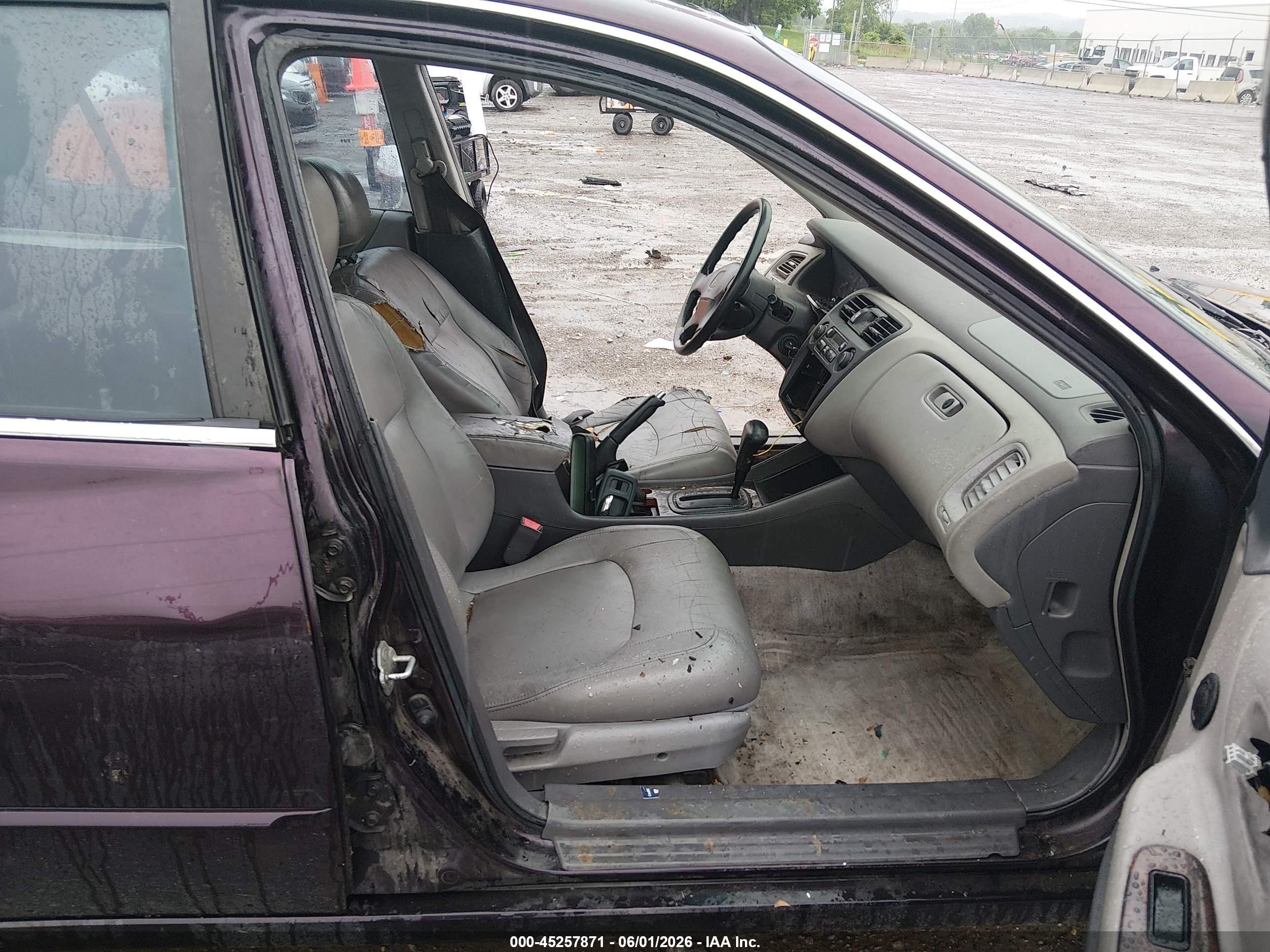 1998 Honda Accord Ex V6 Purple vin: 1HGCG1655WA010089