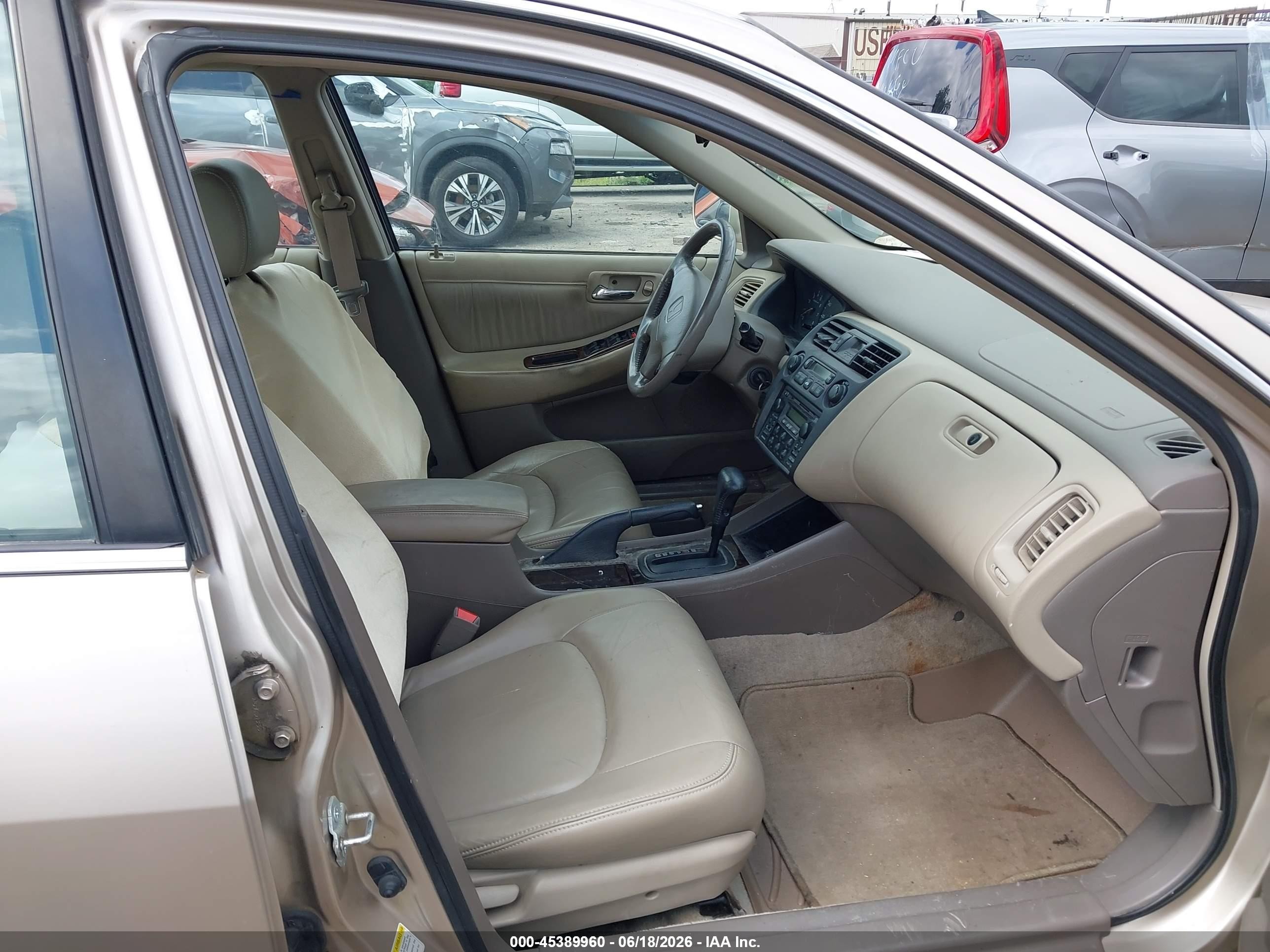 2000 Honda Accord 3.0 Ex Champagne vin: 1HGCG1655YA034301
