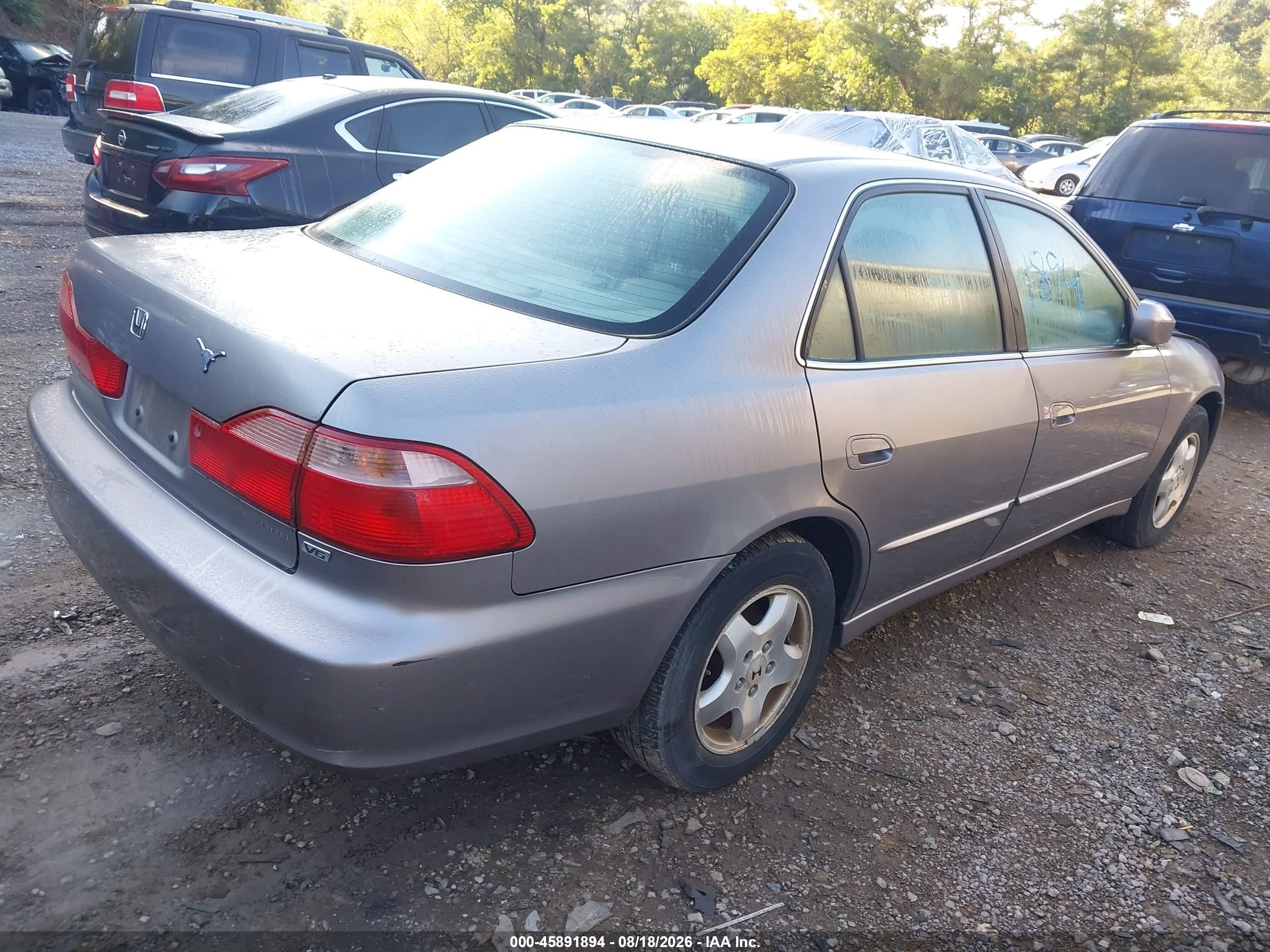 2000 Honda Accord 3.0 Ex Бежевый vin: 1HGCG1655YA070229