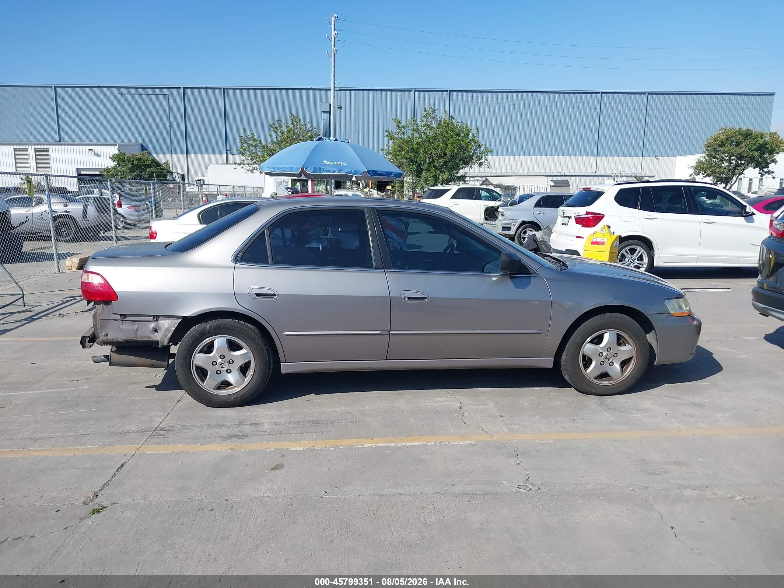 2000 Honda Accord 3.0 Ex Gray vin: 1HGCG1655YA101706