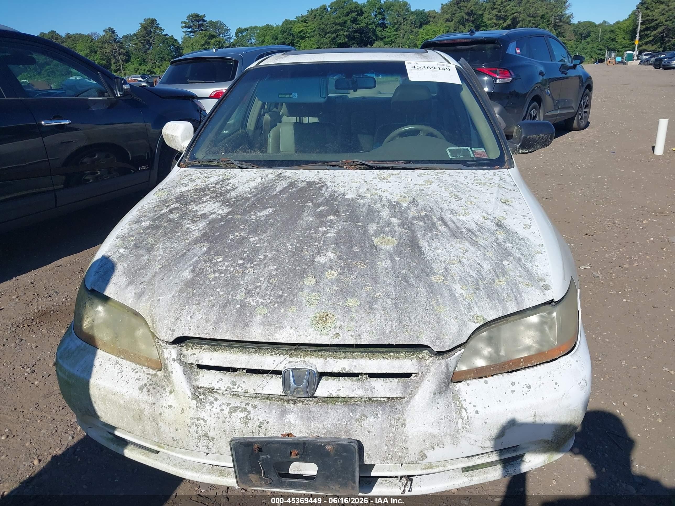 2002 Honda Accord Ex White vin: 1HGCG16562A001038