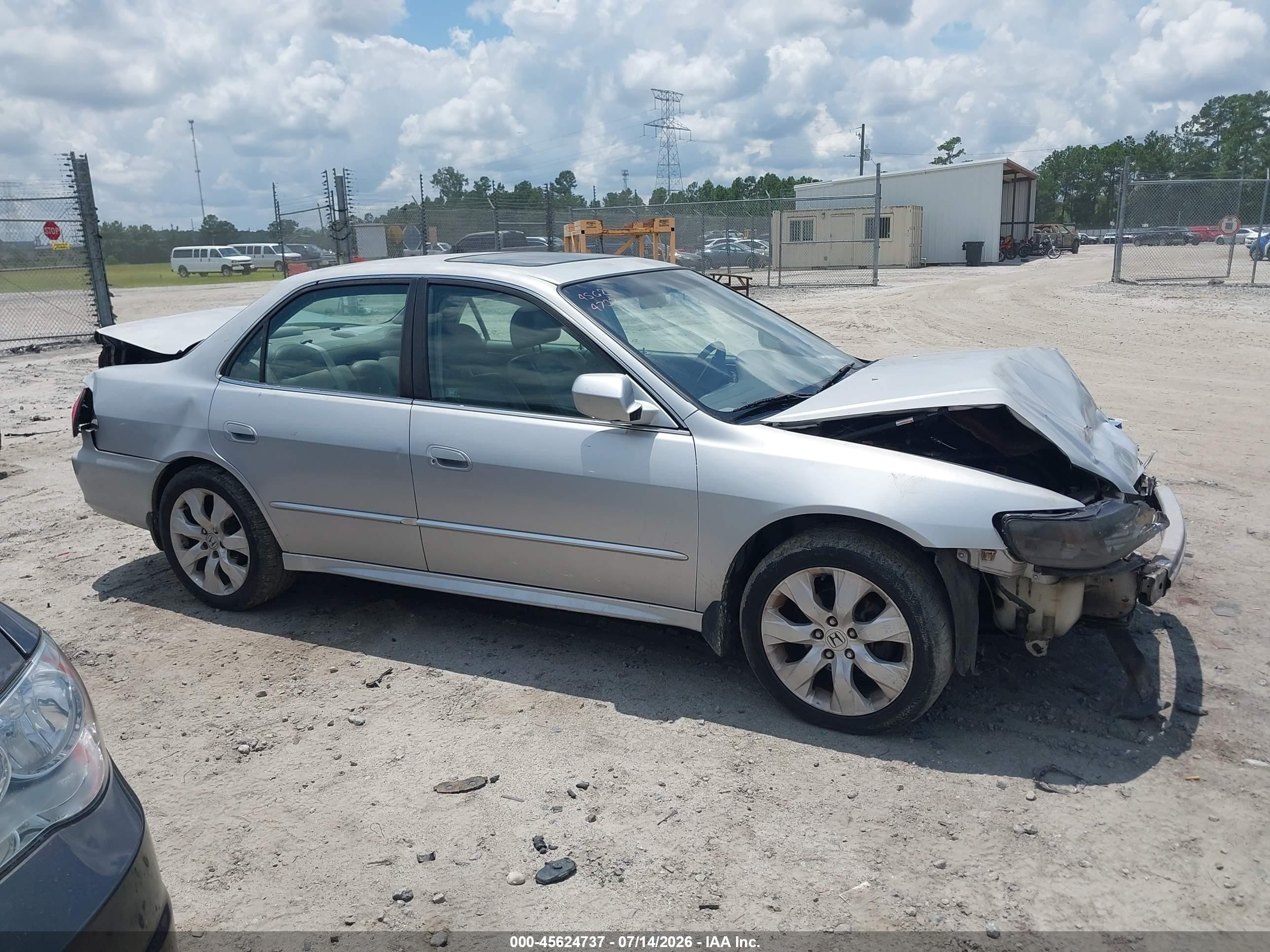 2002 Honda Accord 3.0 Ex Silver vin: 1HGCG16562A044424