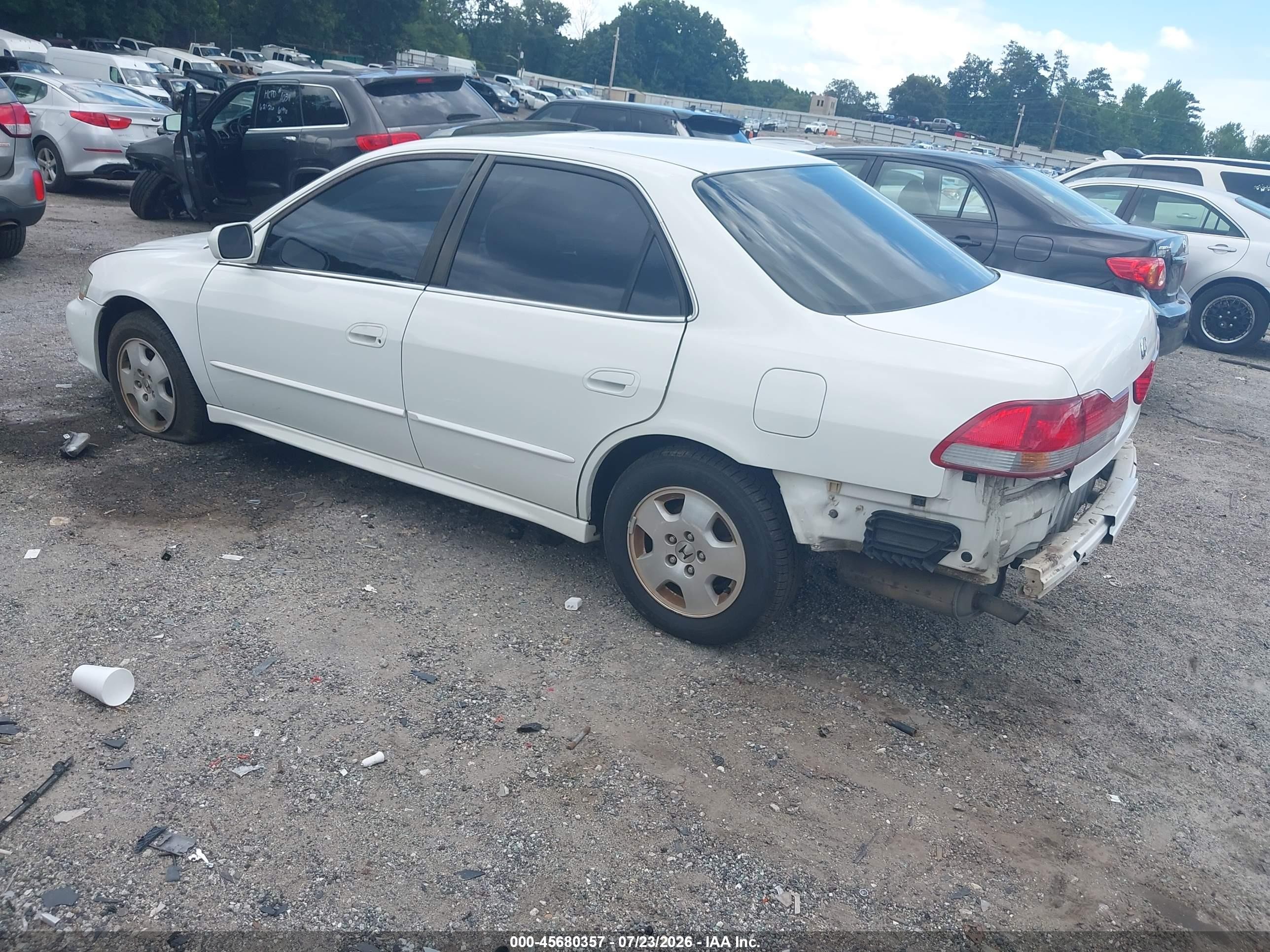 2002 Honda Accord 3.0 Ex Белый vin: 1HGCG16562A080632
