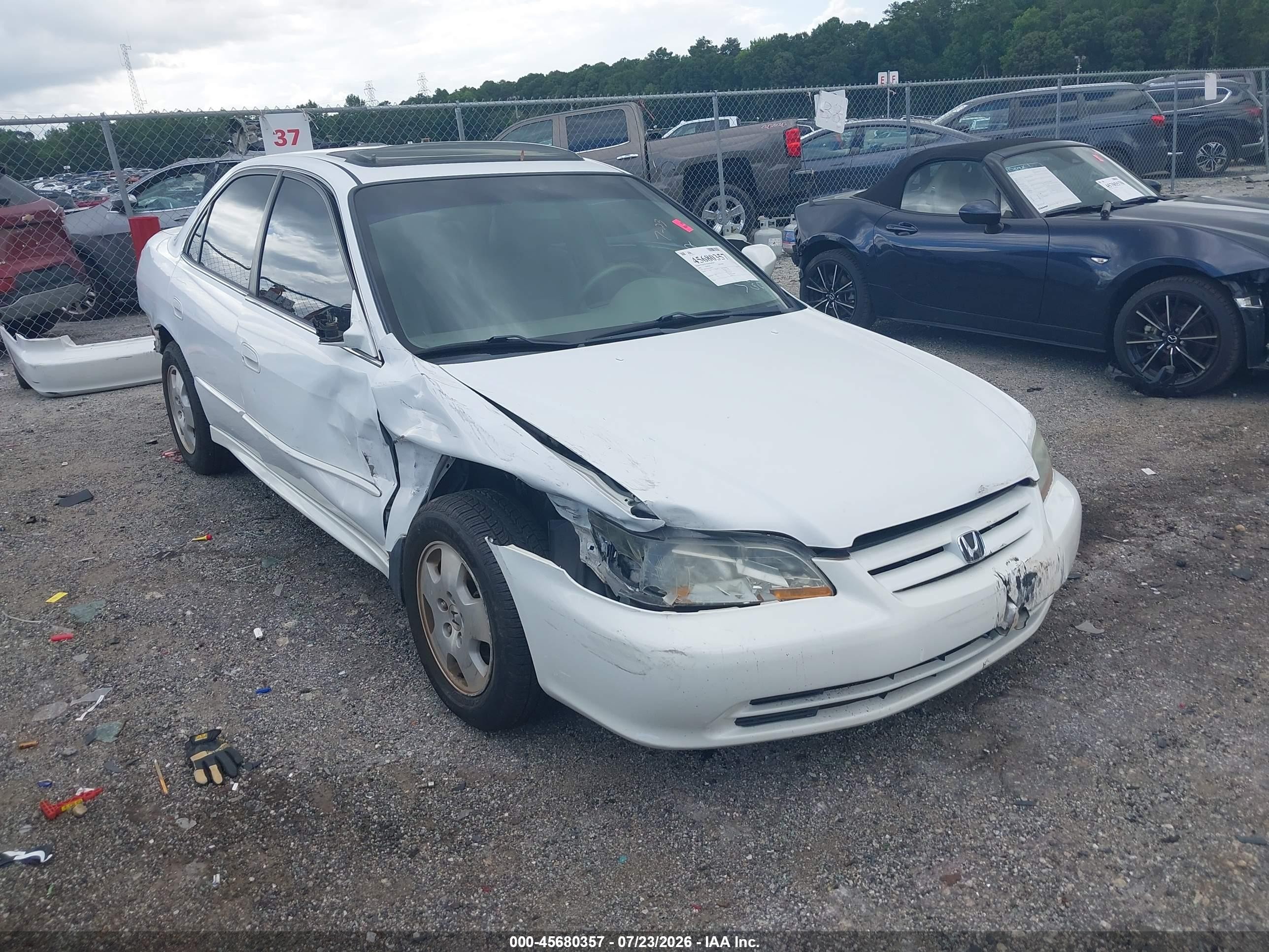 2002 Honda Accord 3.0 Ex Белый vin: 1HGCG16562A080632
