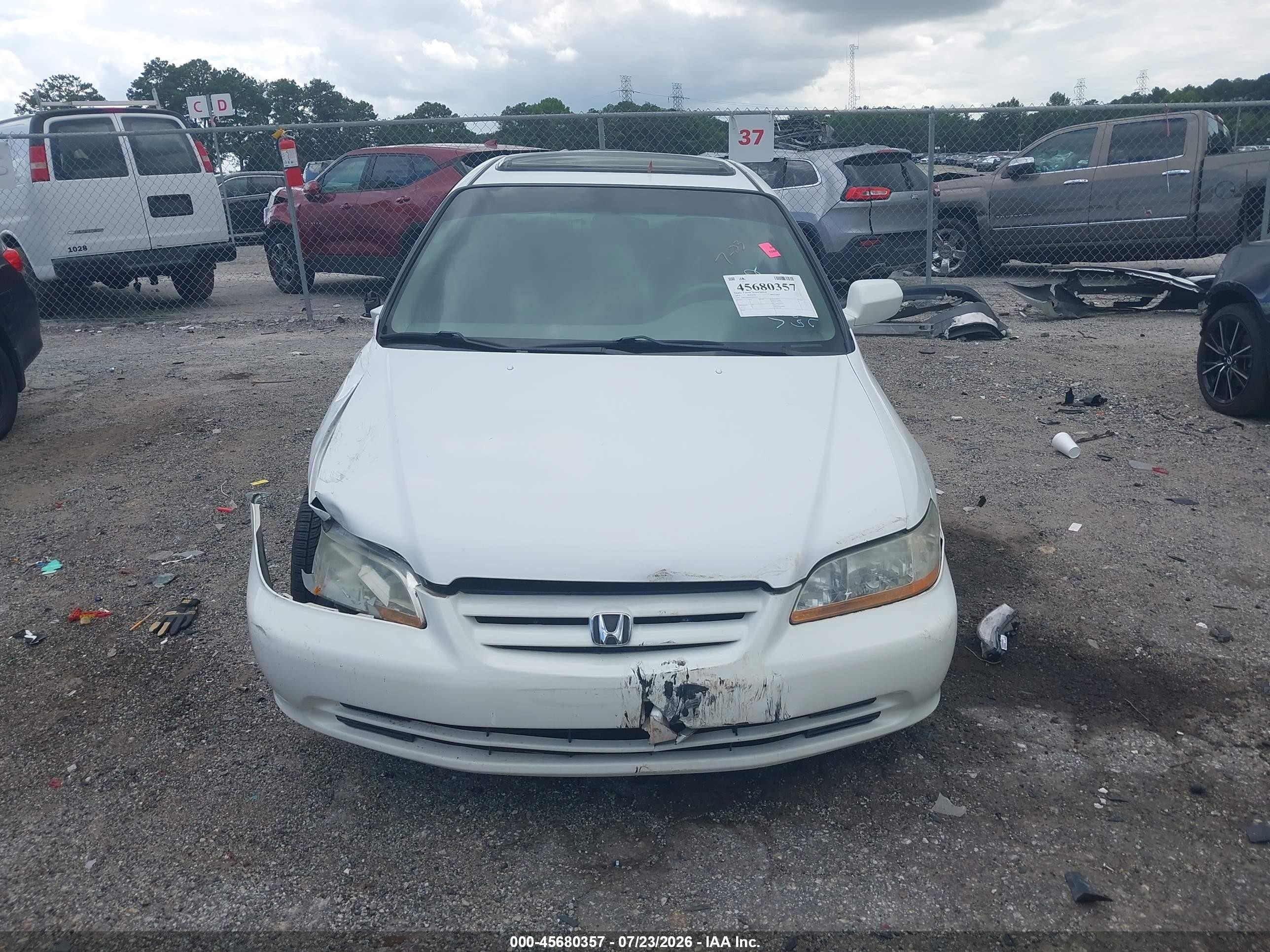 2002 Honda Accord 3.0 Ex Белый vin: 1HGCG16562A080632