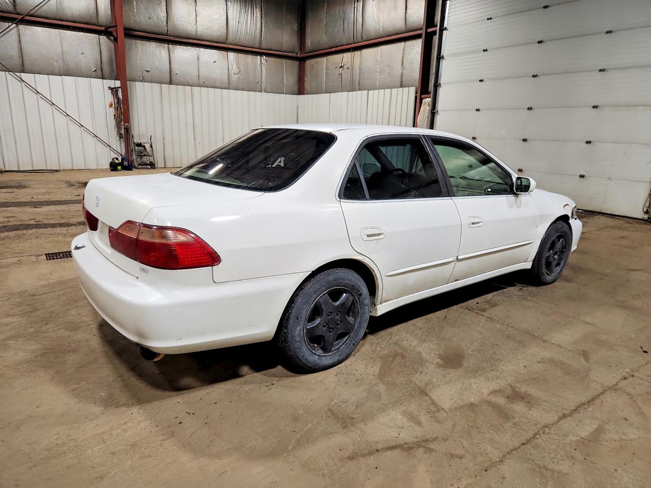 1998 Honda Accord Ex White vin: 1HGCG1656WA031274