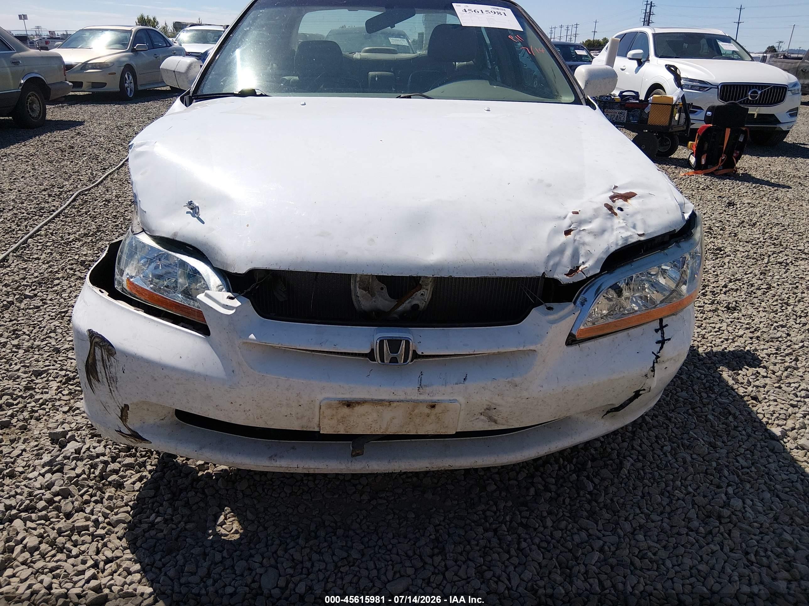 1998 Honda Accord Ex V6 Белый vin: 1HGCG1656WA046762