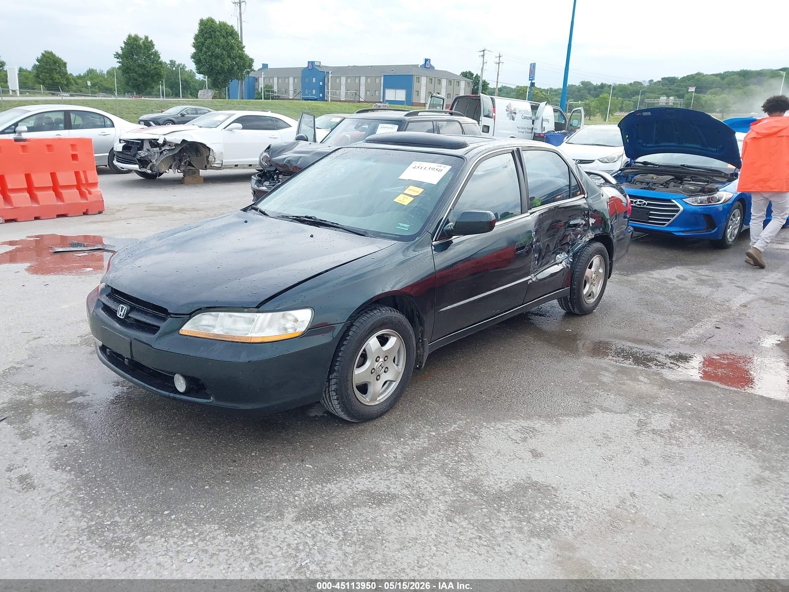 2000 Honda Accord 3.0 Ex Black vin: 1HGCG1656YA015093