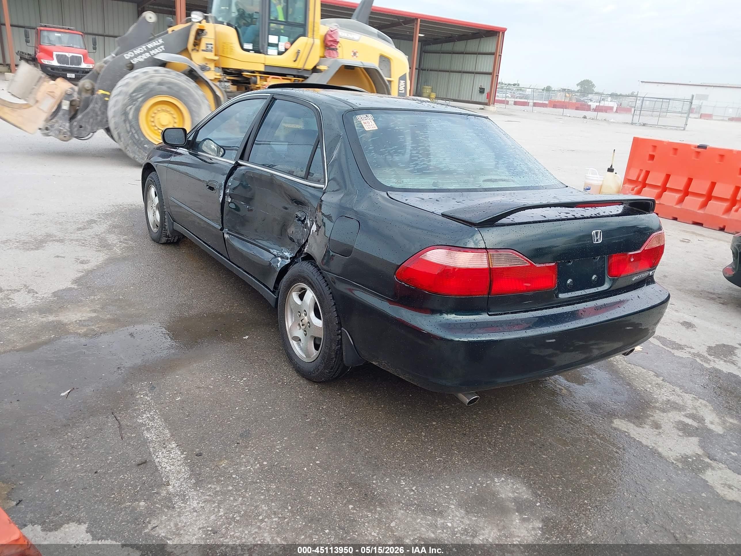2000 Honda Accord 3.0 Ex Black vin: 1HGCG1656YA015093