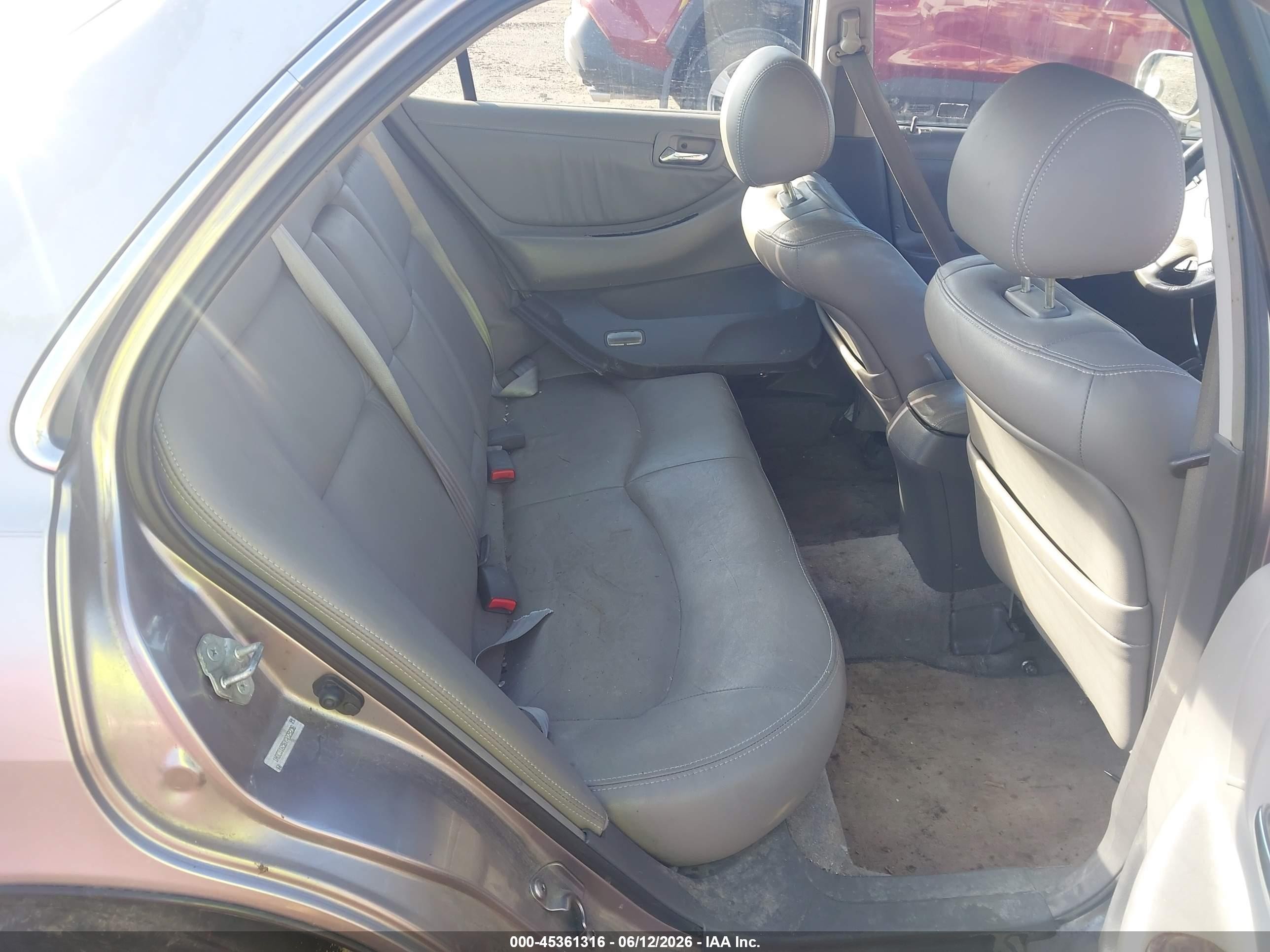 2000 Honda Accord 3.0 Ex Gold vin: 1HGCG1656YA029236