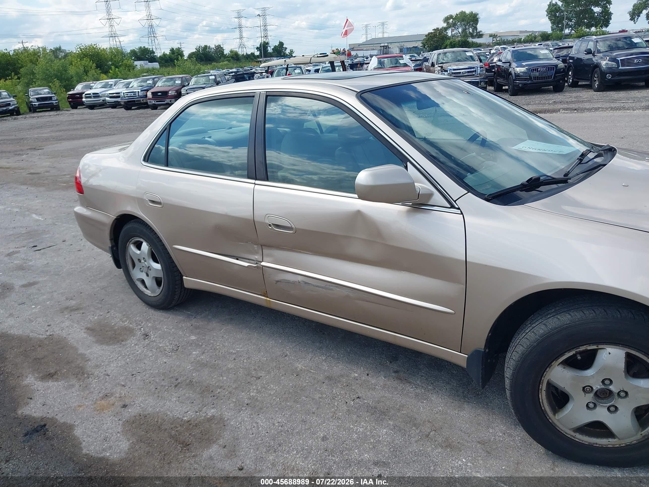 2000 Honda Accord 3.0 Ex Tan vin: 1HGCG1656YA056968