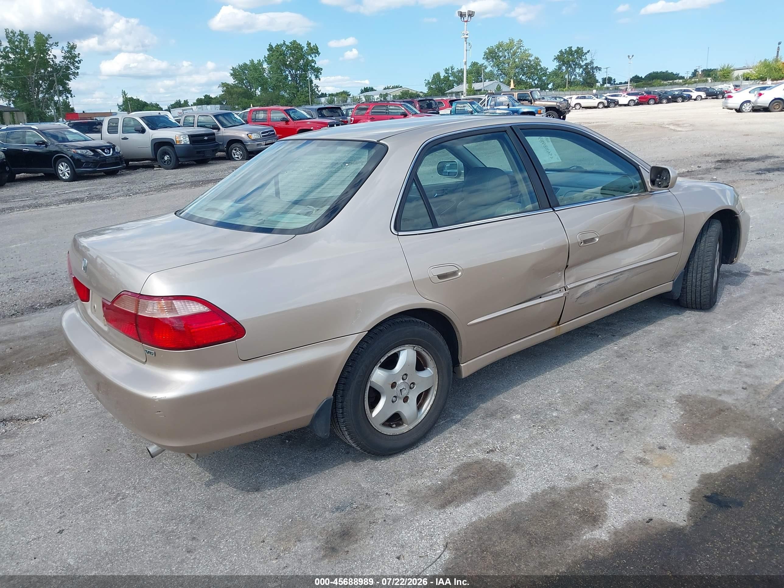2000 Honda Accord 3.0 Ex Tan vin: 1HGCG1656YA056968
