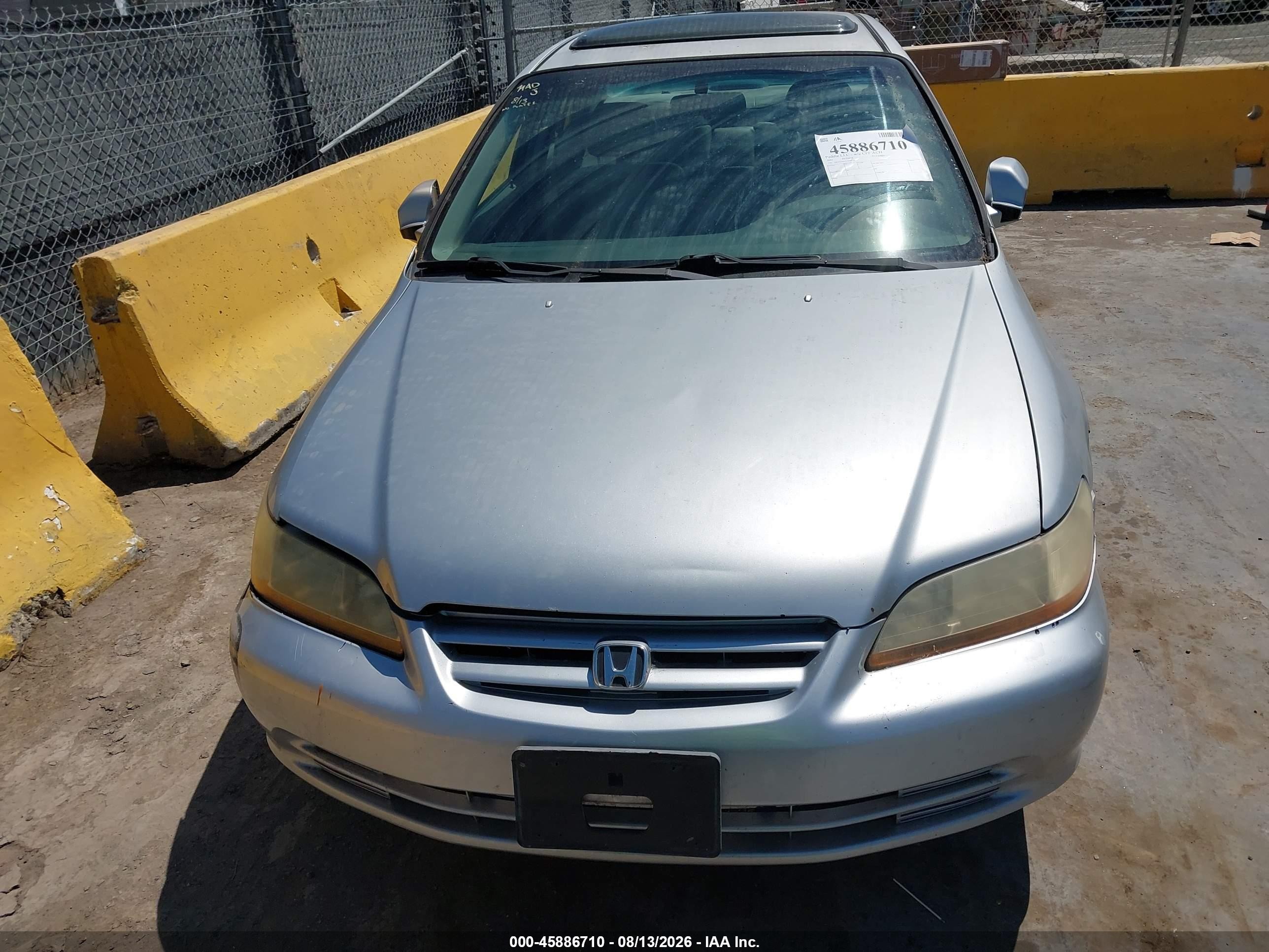 2001 Honda Accord 3.0 Ex Silver vin: 1HGCG16571A024584