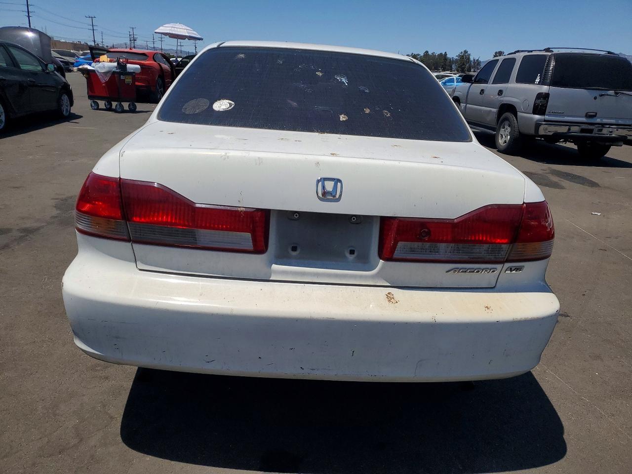 2002 Honda Accord Ex White vin: 1HGCG16572A058610