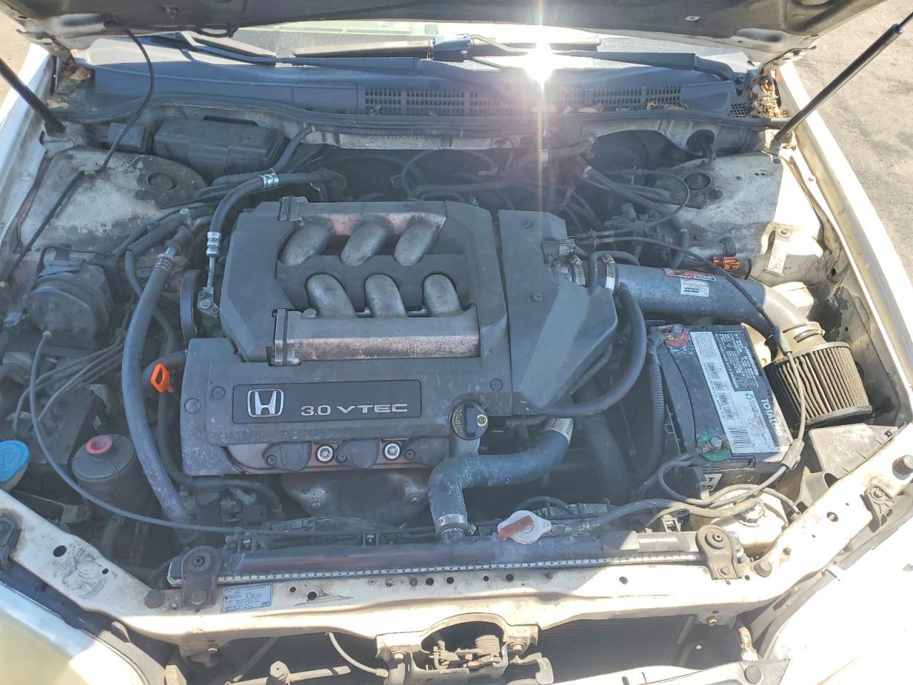 2002 Honda Accord Ex White vin: 1HGCG16572A058610
