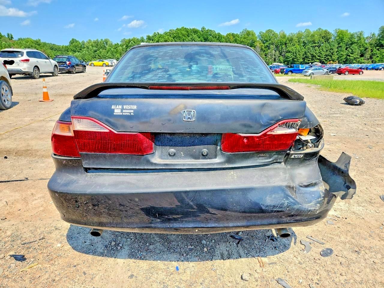1998 Honda Accord Ex Black vin: 1HGCG1657WA054417