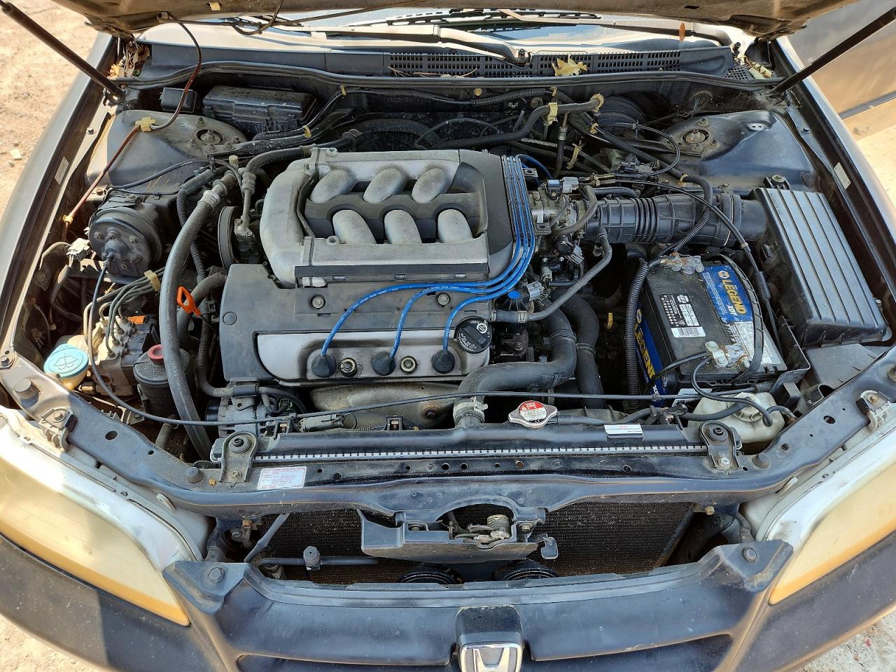 1998 Honda Accord Ex Black vin: 1HGCG1657WA054417