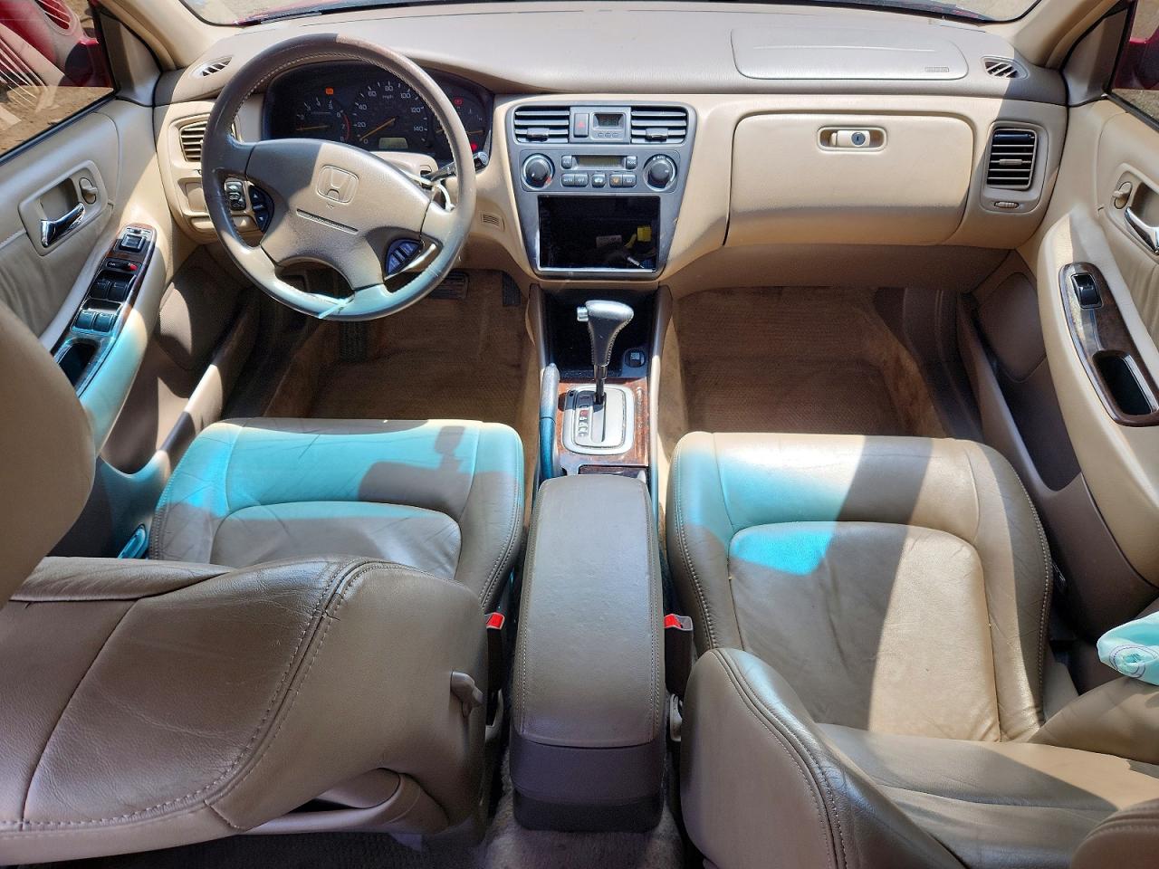 2001 Honda Accord Темно-бордовый vin: 1HGCG16581A030068
