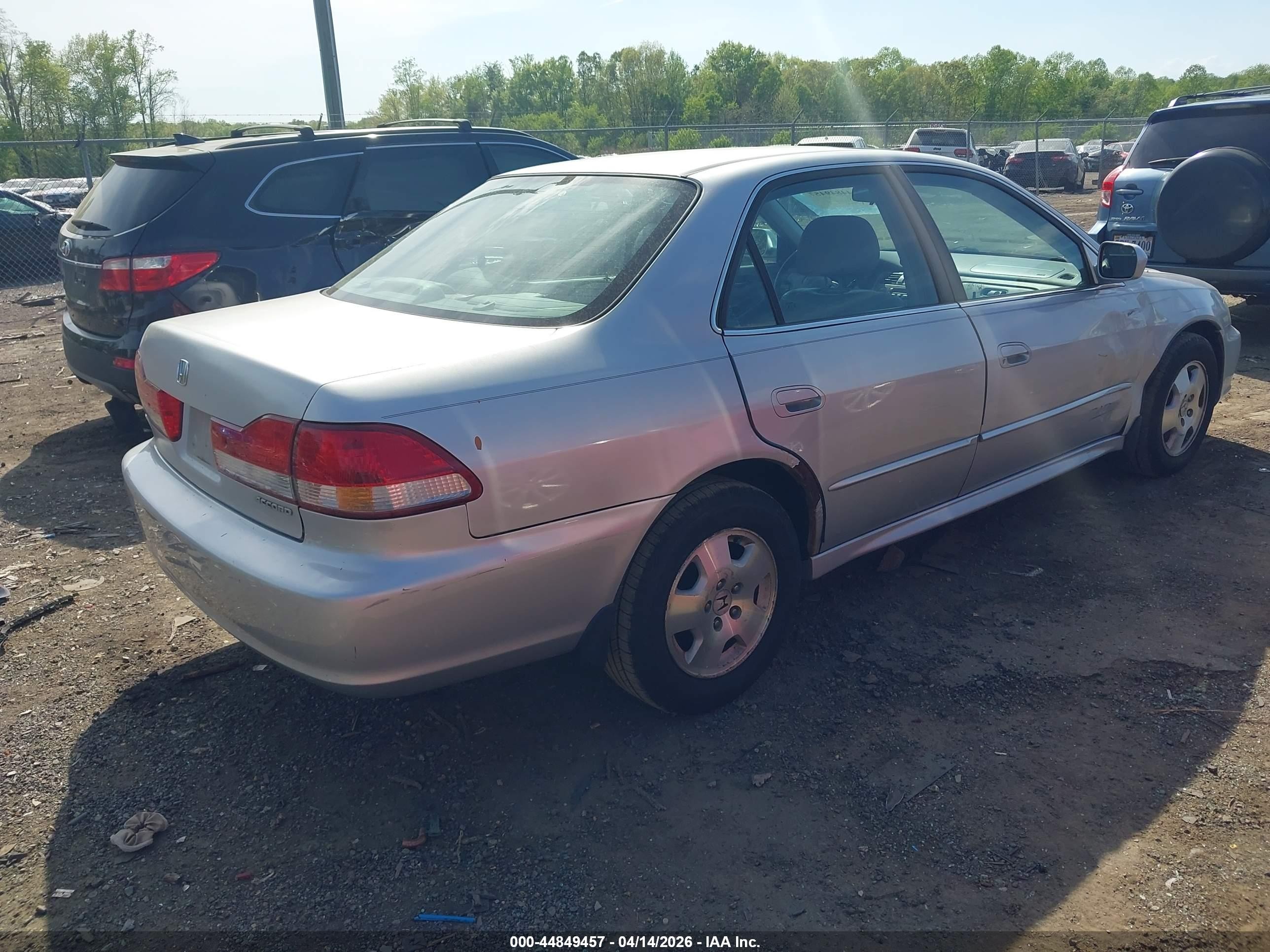 2001 Honda Accord 3.0 Ex Silver vin: 1HGCG16581A031317