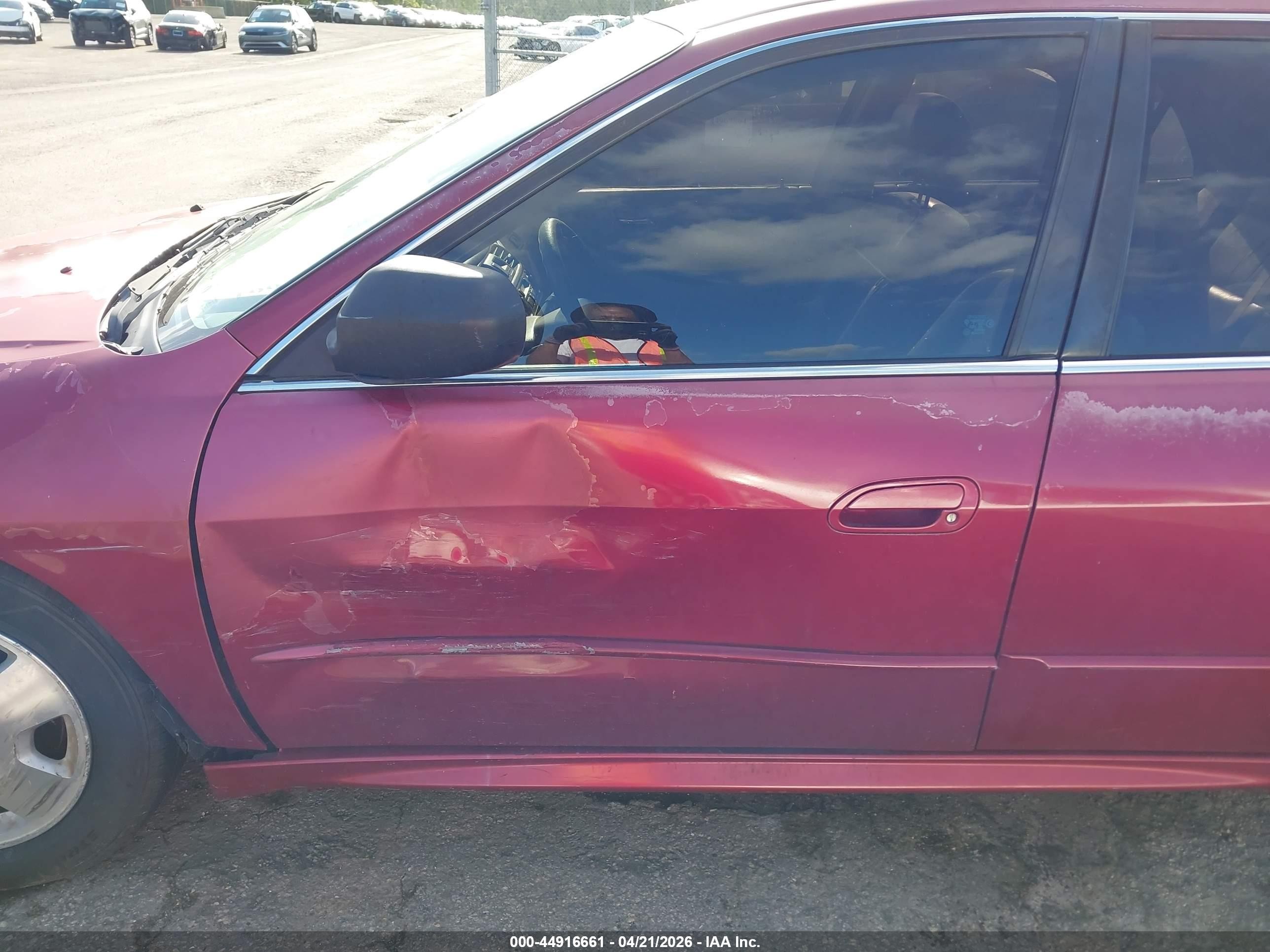 2001 Honda Accord 3.0 Ex Burgundy vin: 1HGCG16581A048666