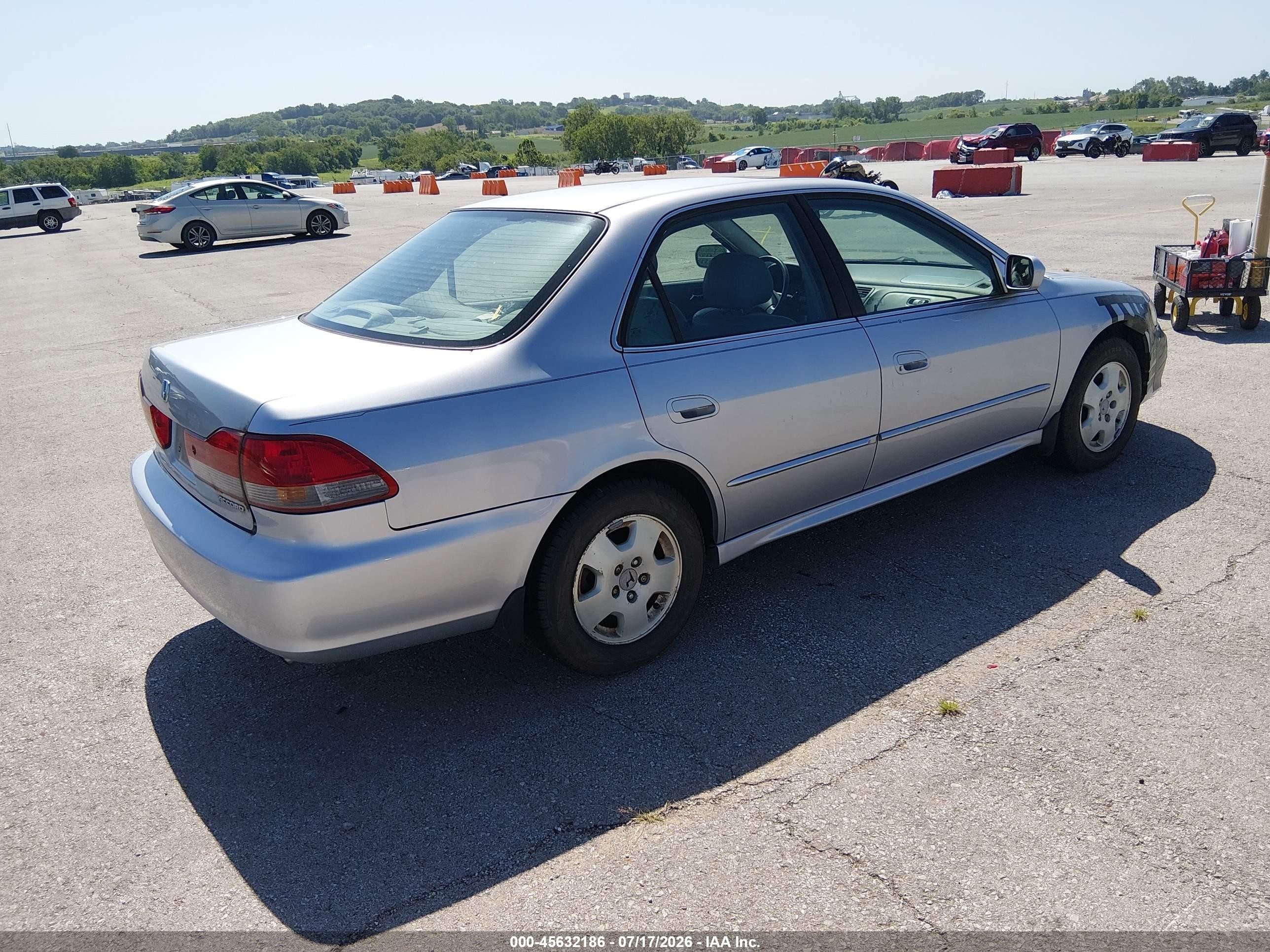 2001 Honda Accord 3.0 Ex Silver vin: 1HGCG16581A075706