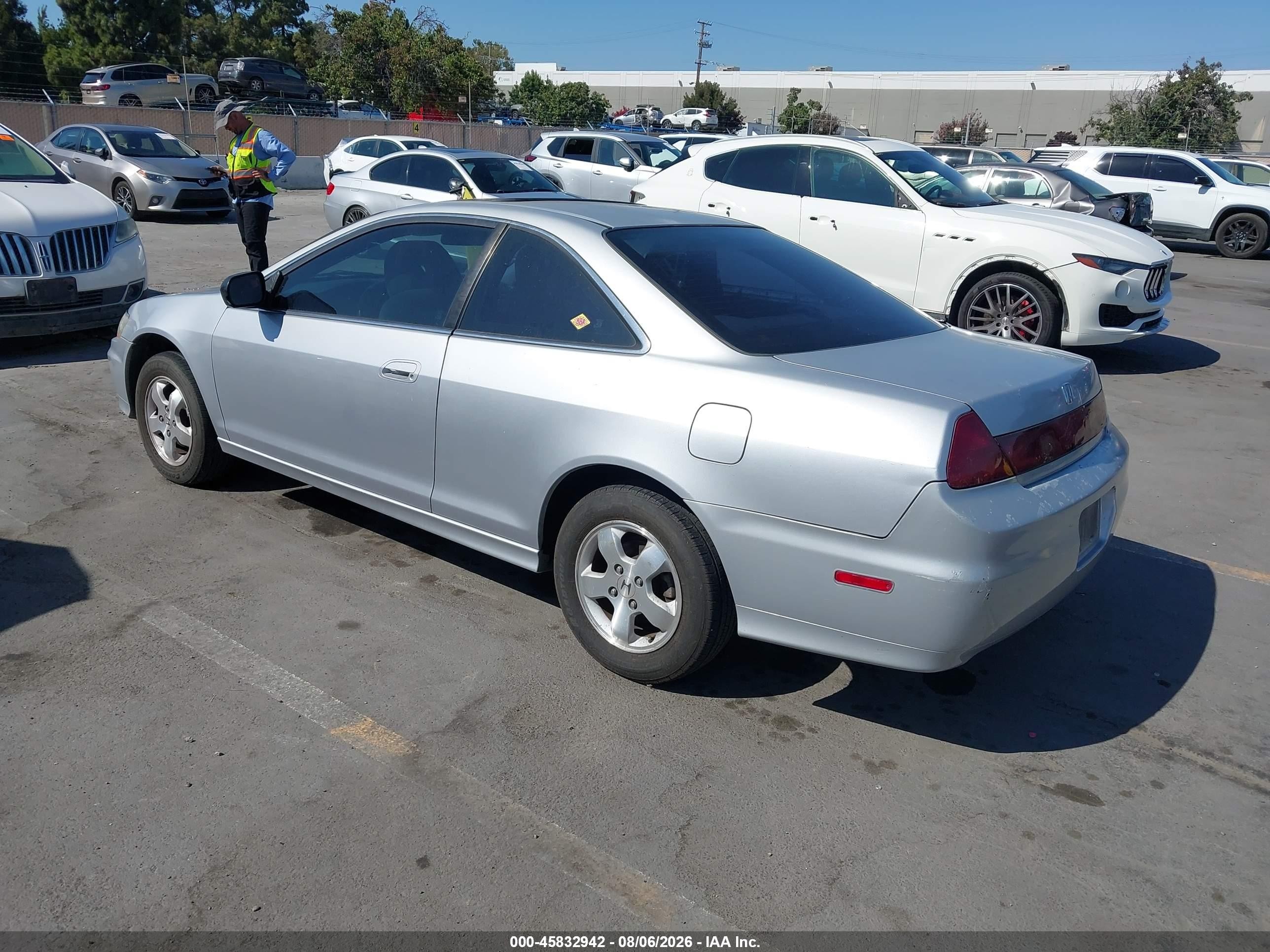 2002 Honda Accord 2.3 Ex Silver vin: 1HGCG32742A031061