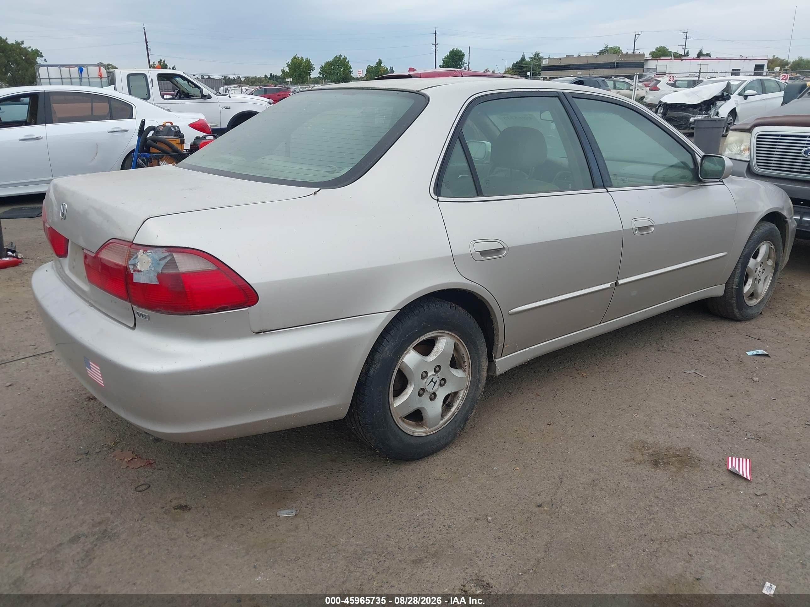 1998 Honda Accord Ex V6 Серебряный vin: 1HGCG1658WA004691
