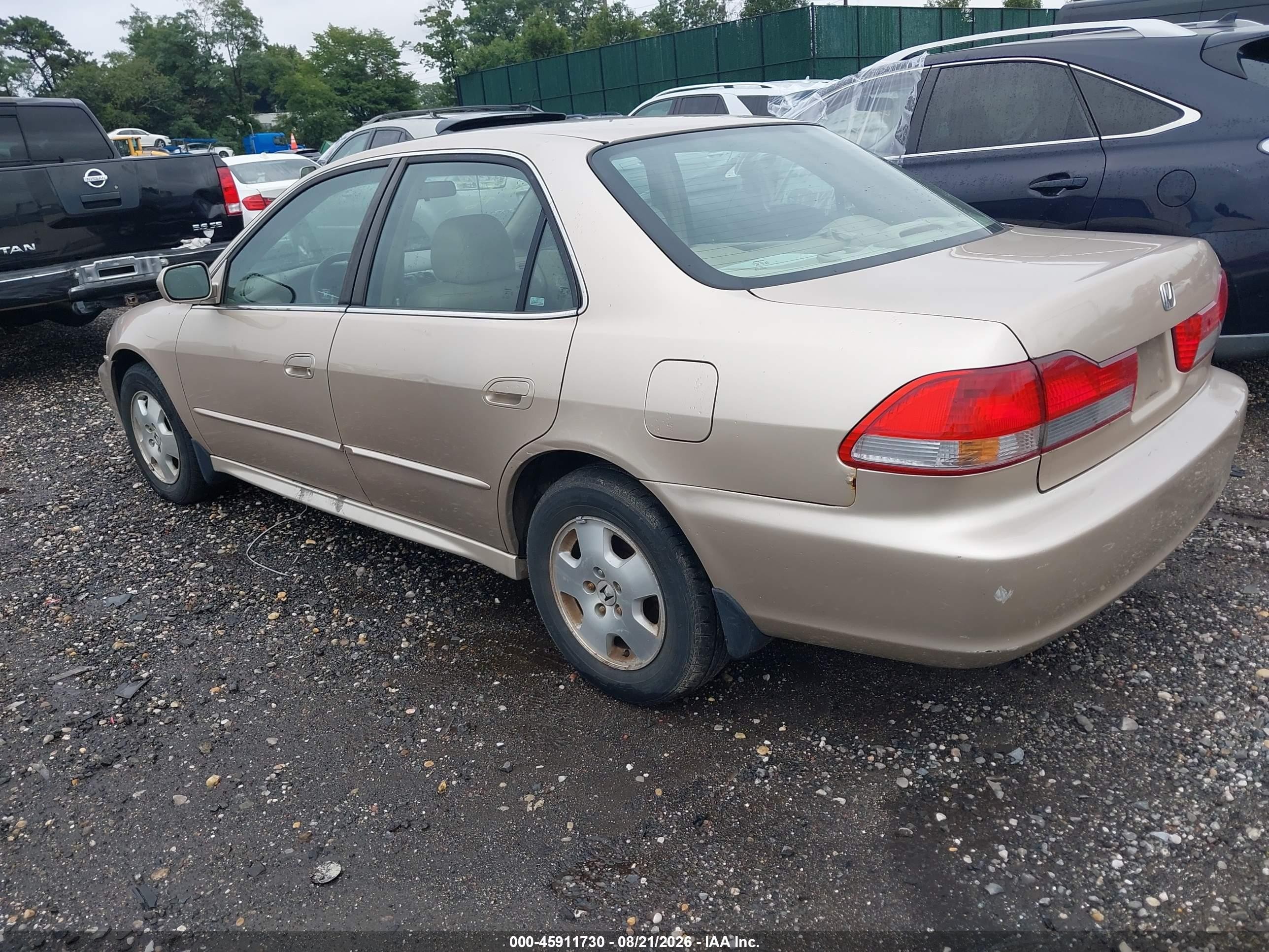 2001 Honda Accord 3.0 Ex Золотой vin: 1HGCG16591A031519