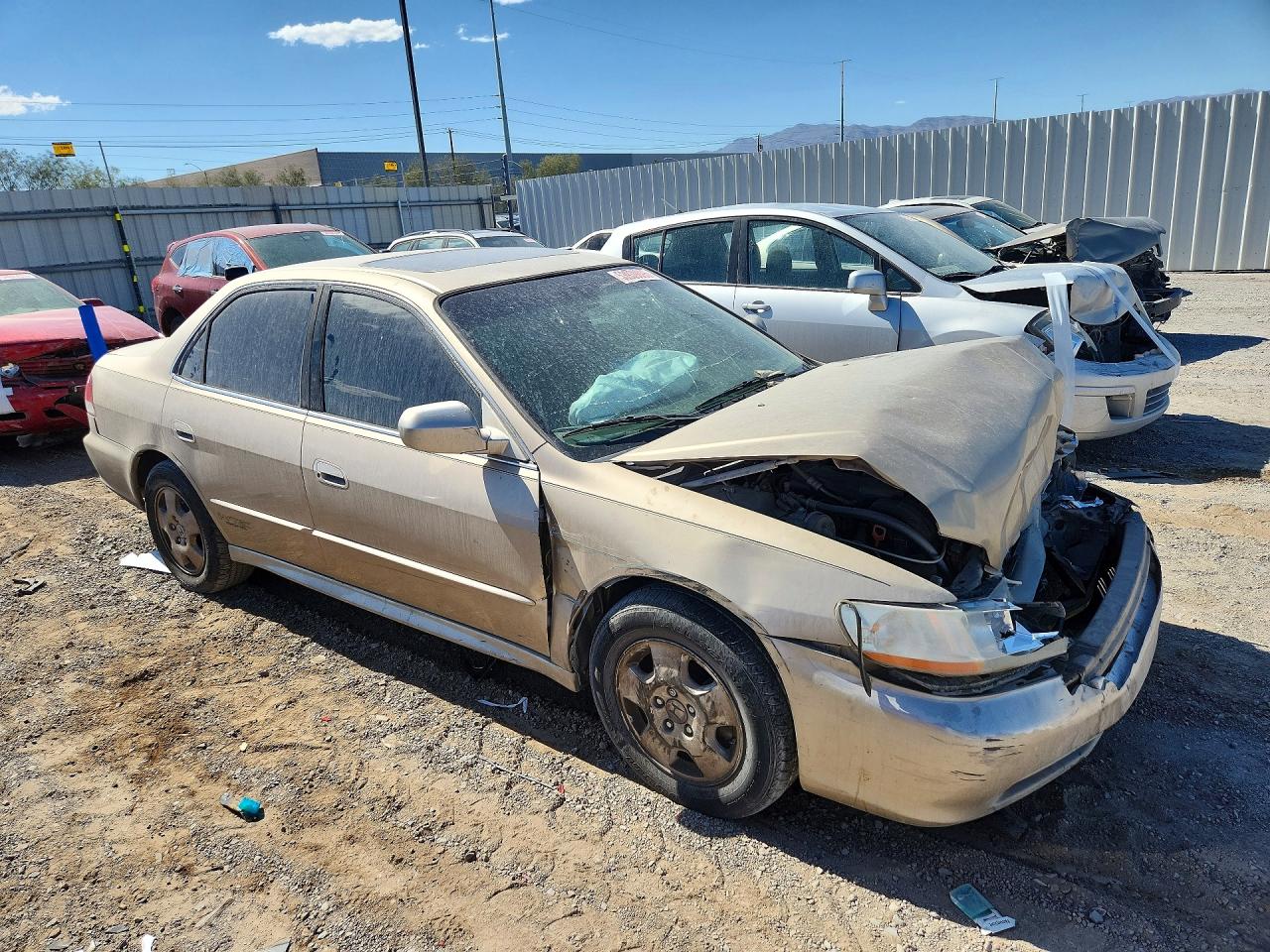 2001 Honda Accord Ex Gold vin: 1HGCG16591A083118