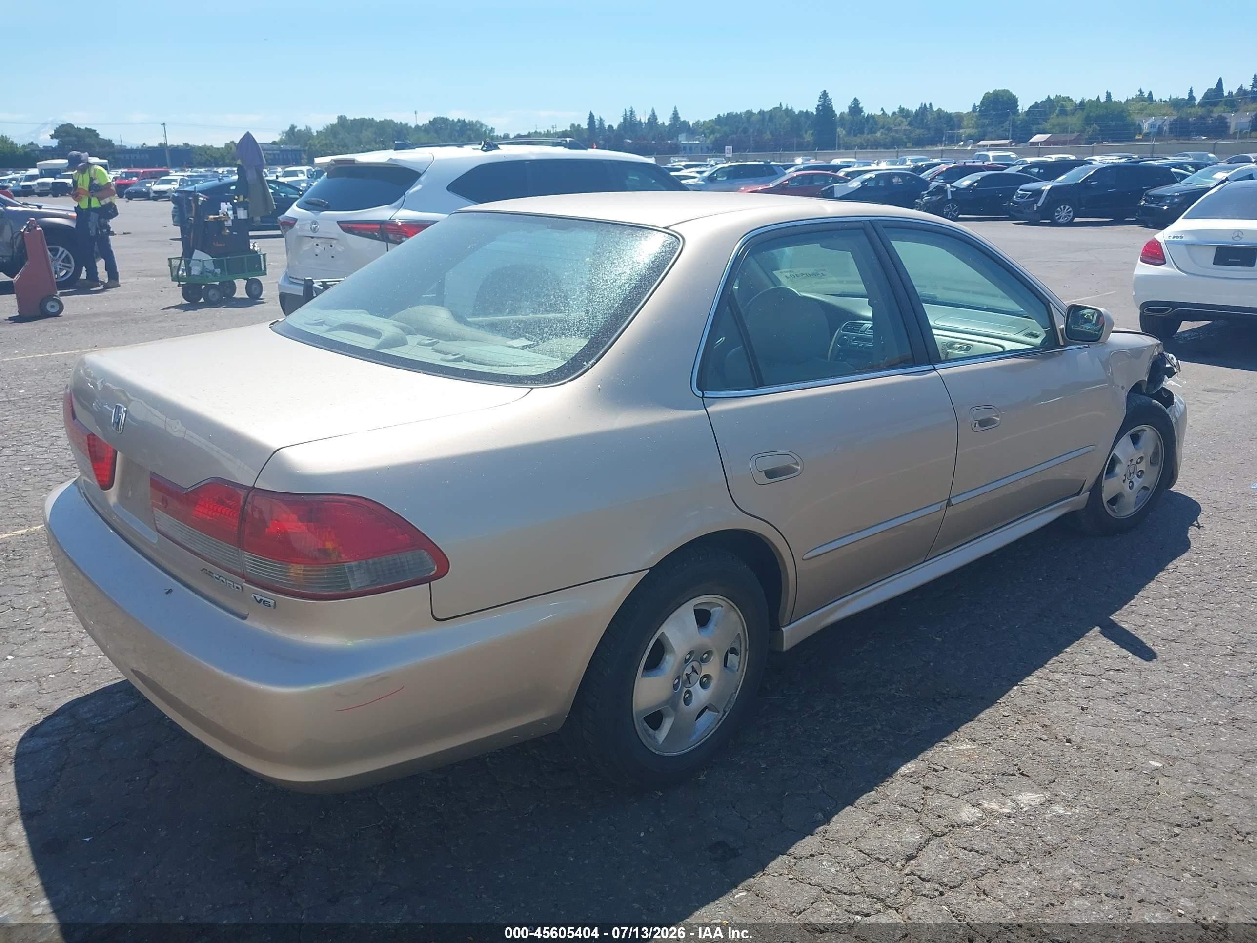 2002 Honda Accord 3.0 Ex Золотой vin: 1HGCG16592A008940