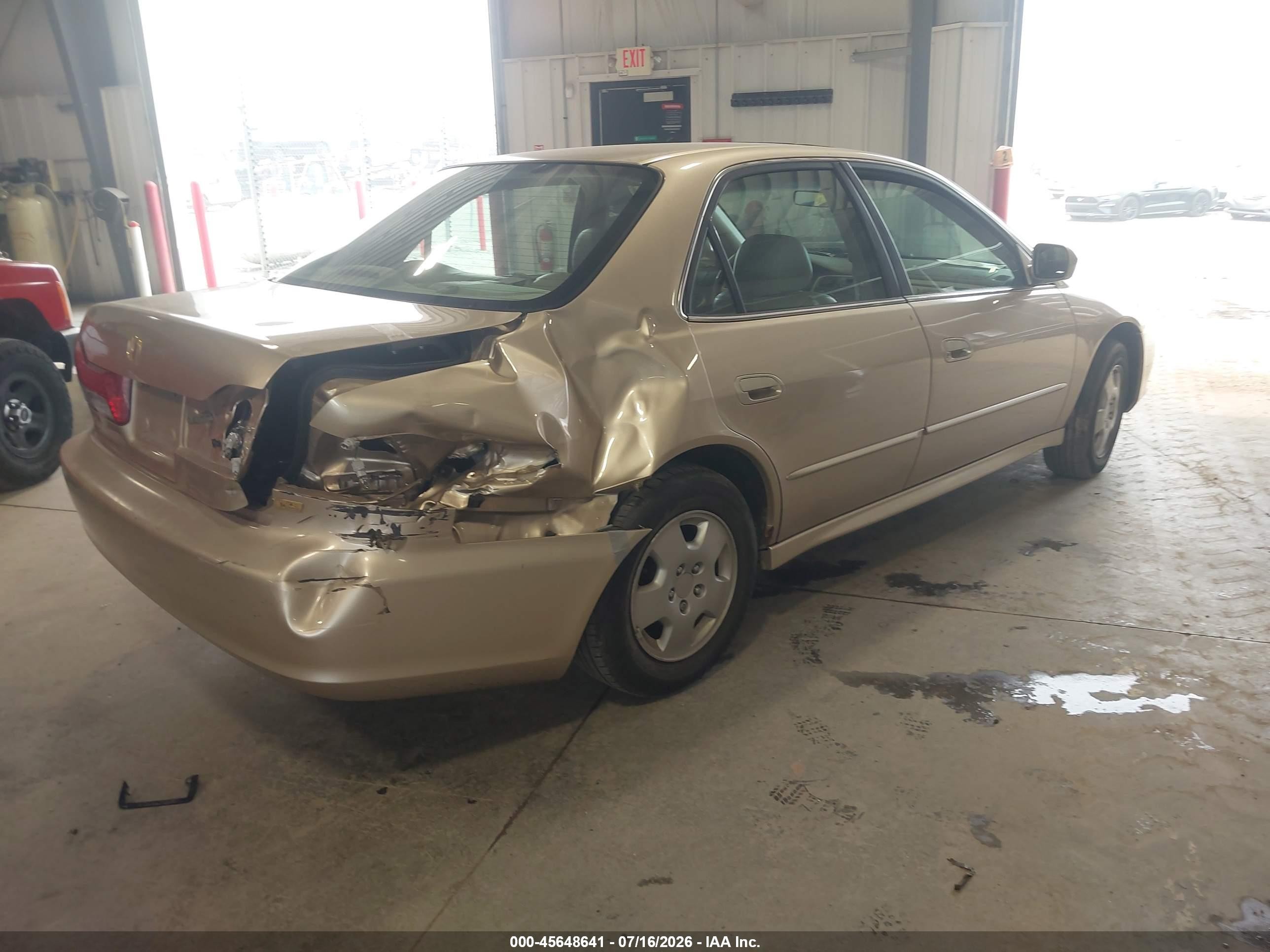 2002 Honda Accord 3.0 Ex Gold vin: 1HGCG16592A033918