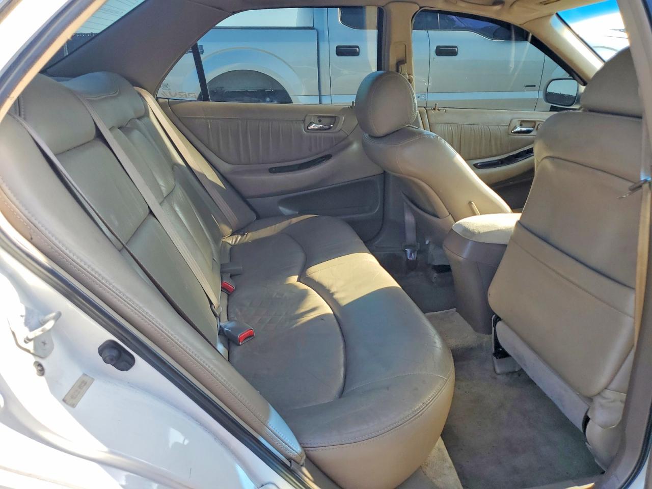 1998 Honda Accord Ex Белый vin: 1HGCG1659WA055911