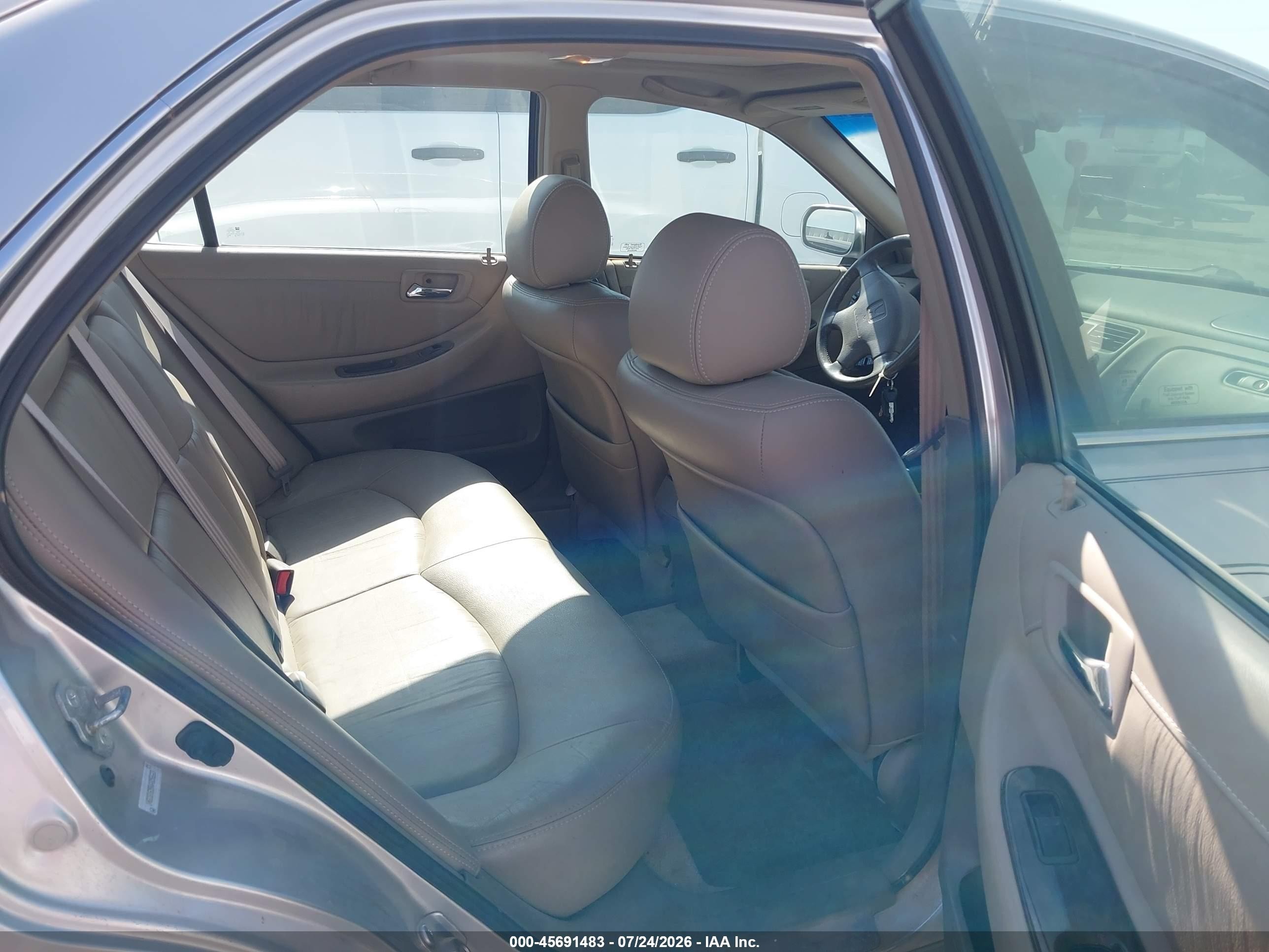 1998 Honda Accord Ex V6 Champagne vin: 1HGCG1659WA056623